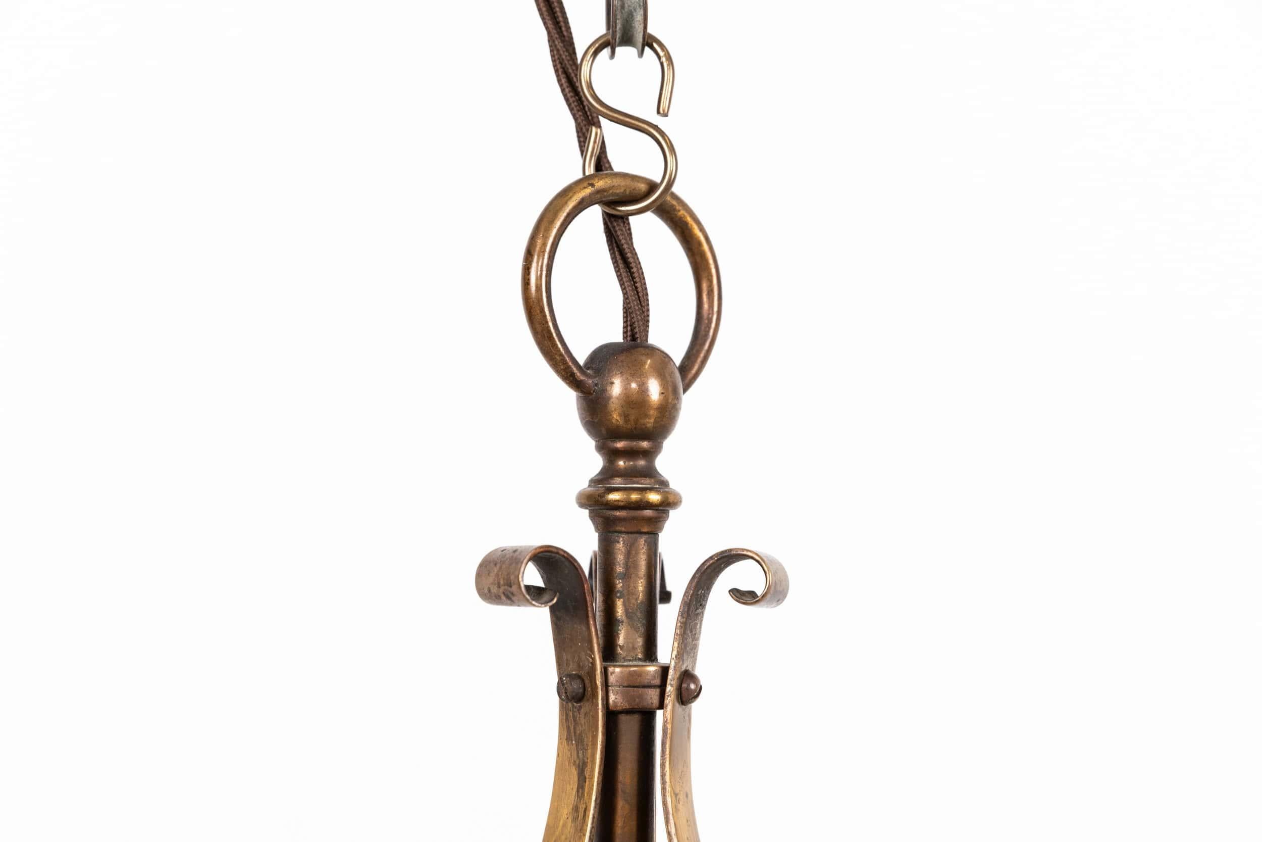 Fait main Antique lampe suspendue à bol en verre taillé et orné, A.I C.C., Edwardian Arts & Crafts, C.1910 en vente