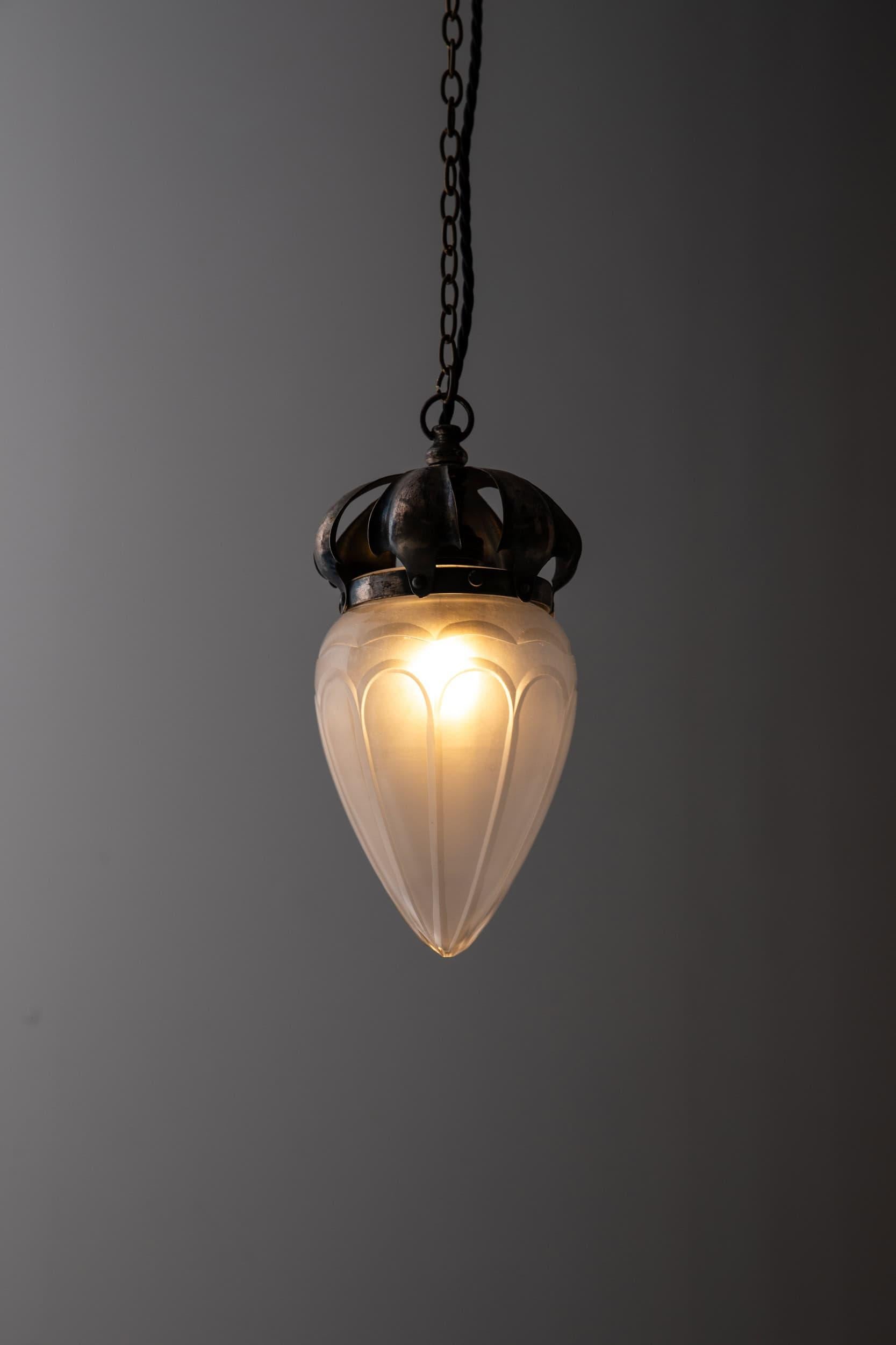 Début du 20ème siècle Lampe pendante en verre taillé, A.I.C., ancienne, Edwardian Arts & Crafts, C.1900 en vente