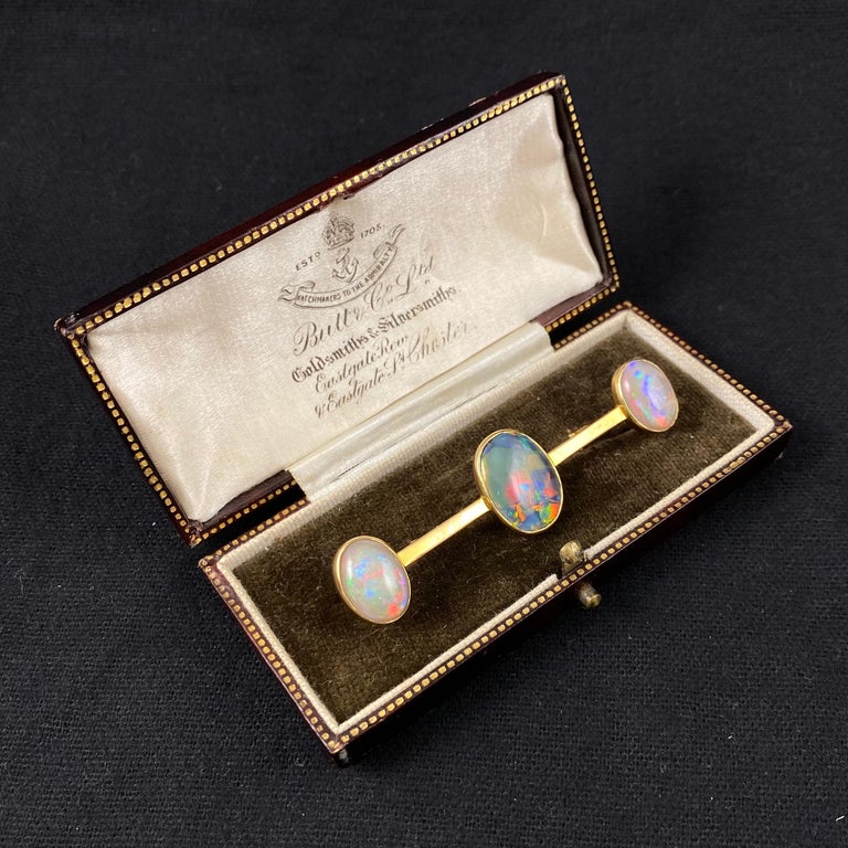 Antique Edwardian 5 Carat Australian Black Opal Brooch Pendant Yellow Gold 1900s In Good Condition For Sale In Lisbon, PT