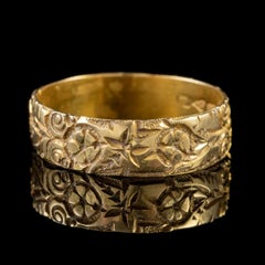 Antique Edwardian Band Ring 18 Carat Gold Forget Me Not, circa 1915