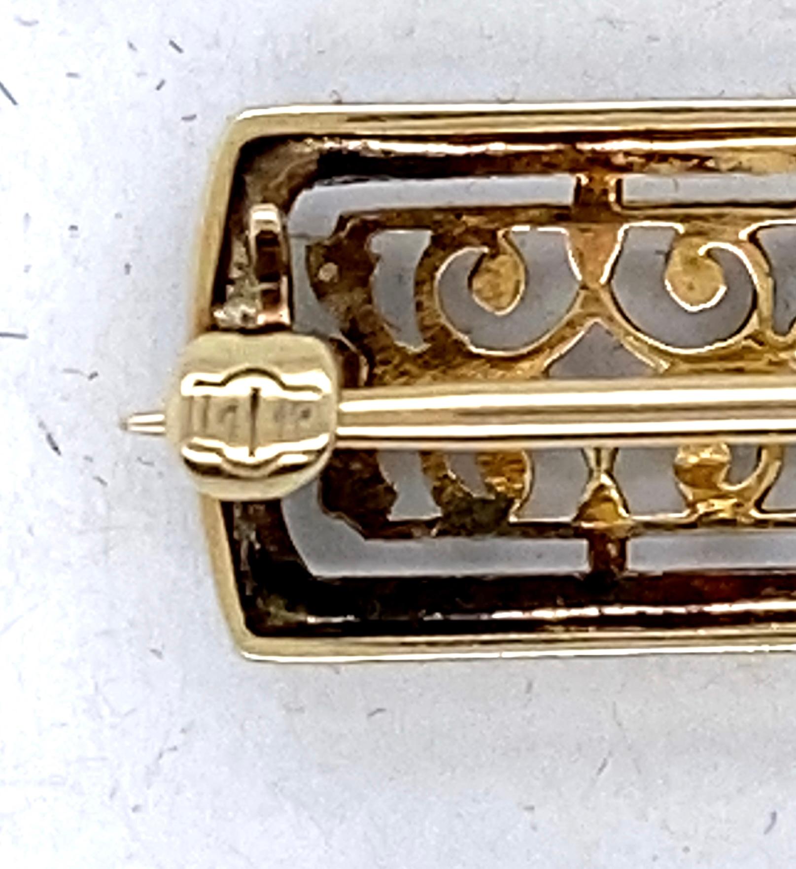 Antique Edwardian Blue Sapphire Filigree Platinum and Yellow Gold Brooch For Sale 5