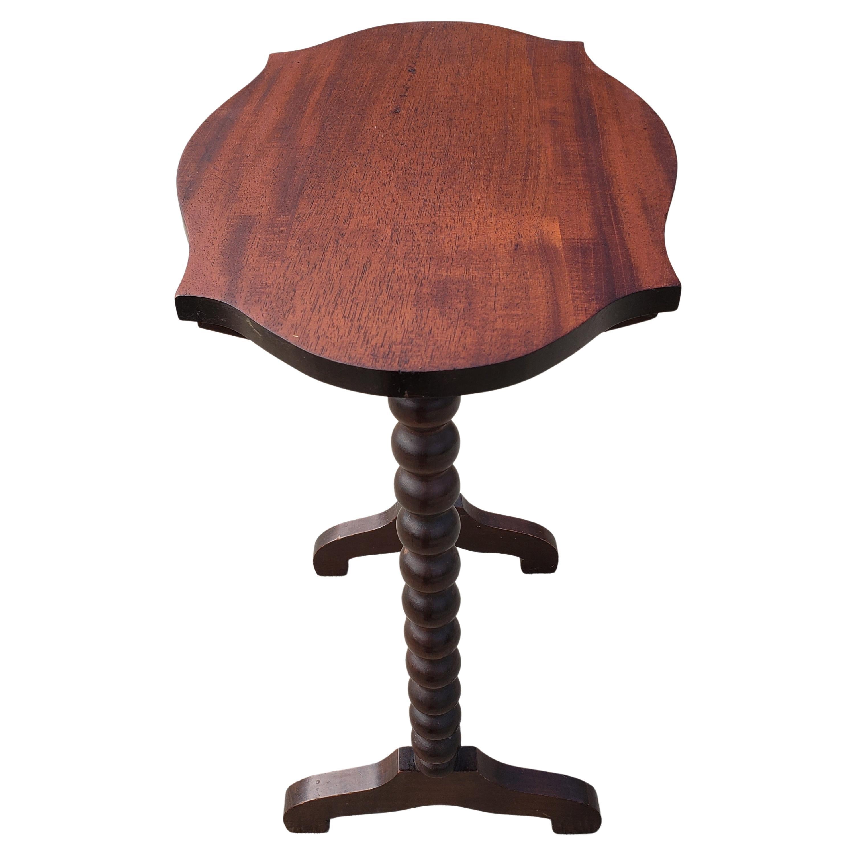 Woodwork Antique Edwardian bobbing Legs Side Table Candle Stand Lamp Table, Circa 1920s