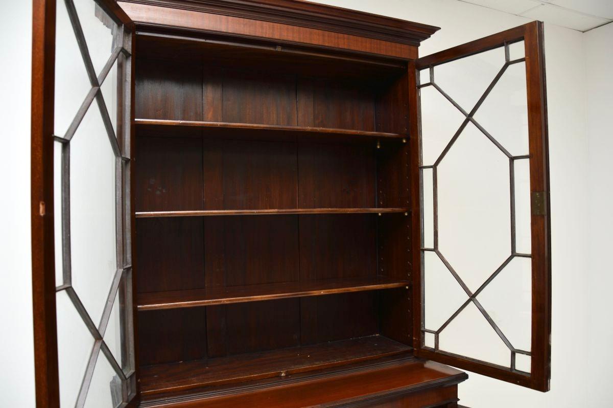 Antique Edwardian Bookcase / Display Cabinet In Good Condition In London, GB