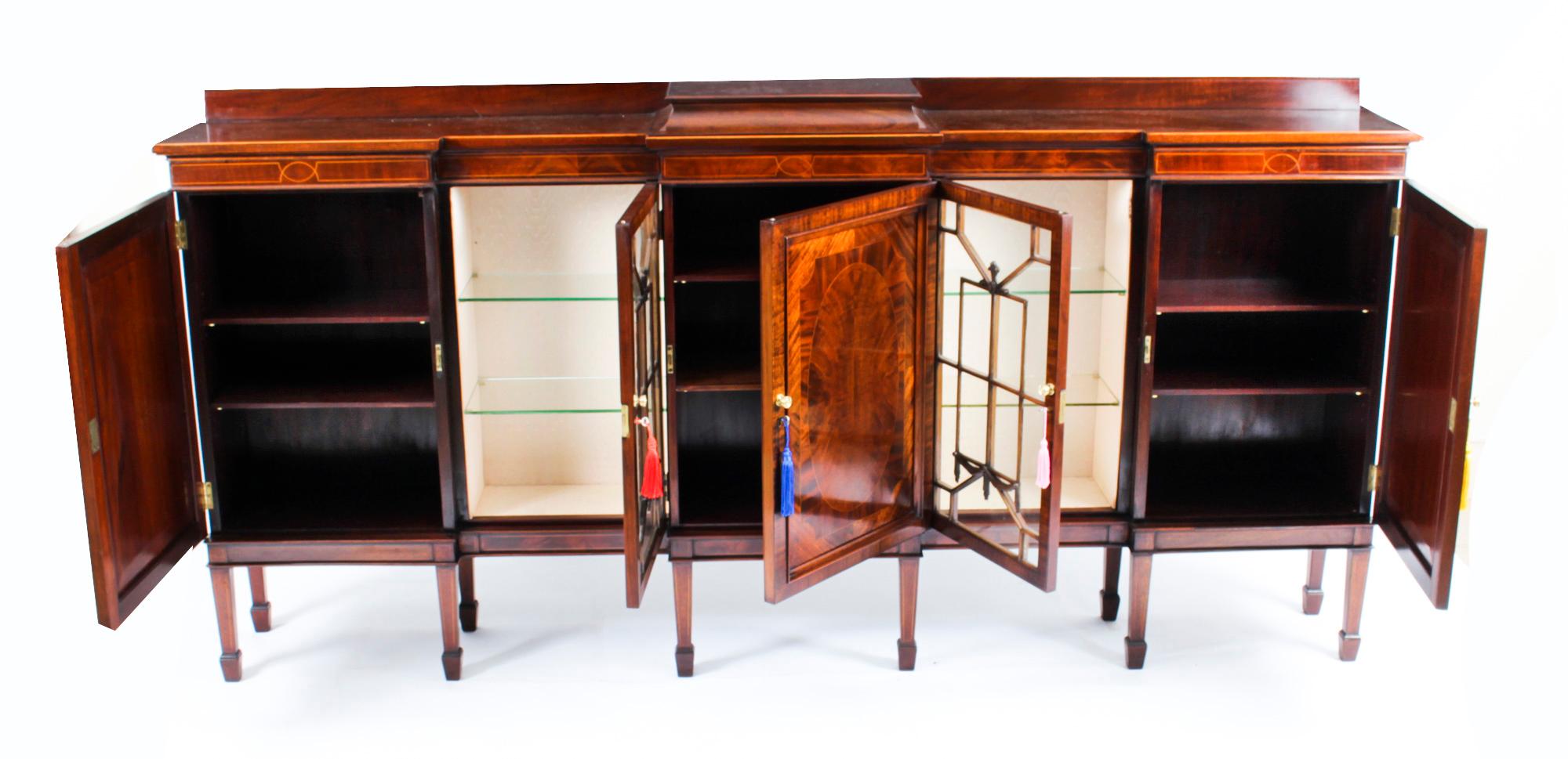 English Antique Edwardian Breakfront Sideboard Display Cabinet, Early 20th Century
