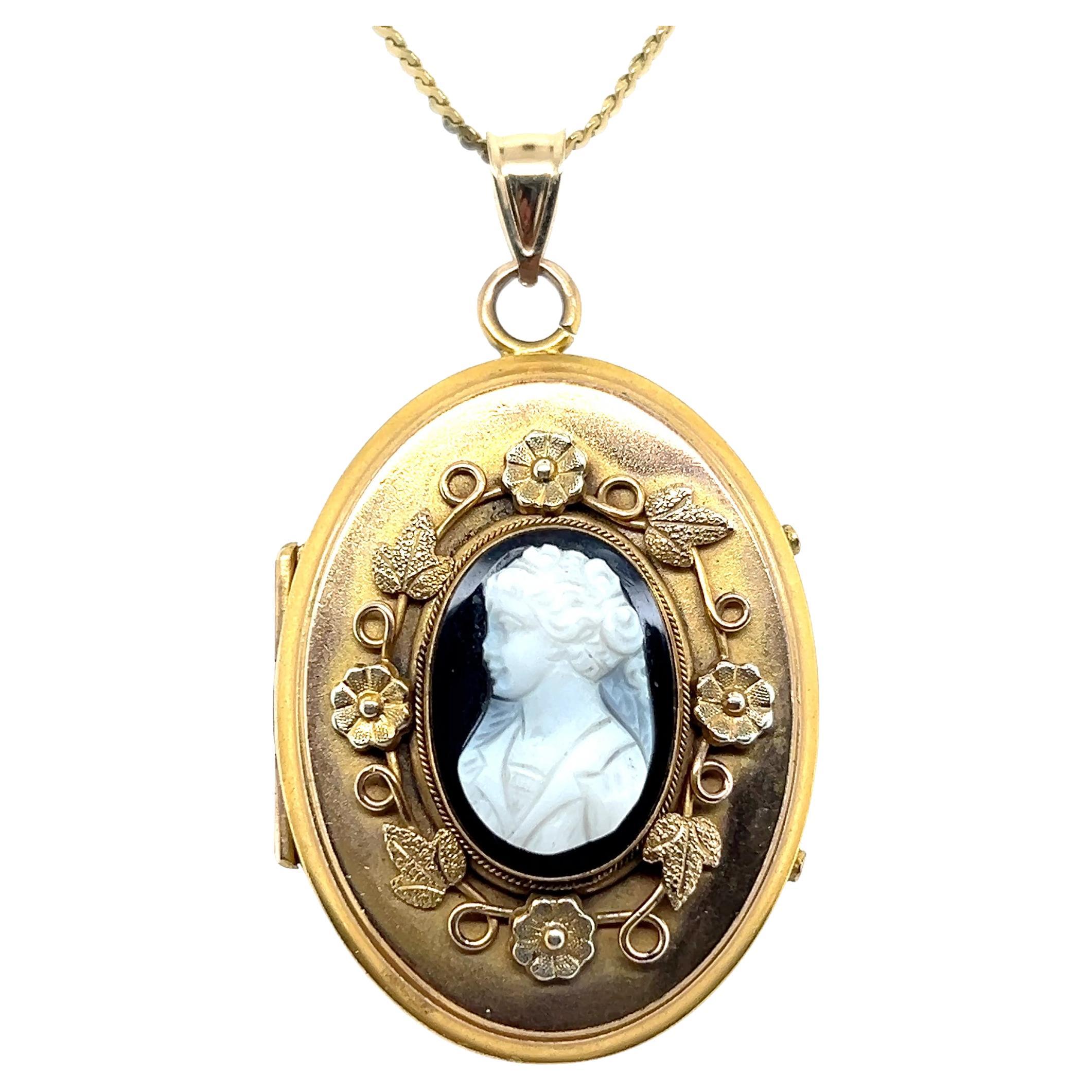 Antique Edwardian Carved Agate Cameo and  10k/14k Yellow Gold Locket 1900s