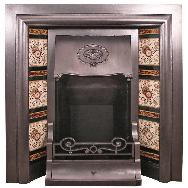 Antique Edwardian Cast Iron Grate For Sale at 1stDibs