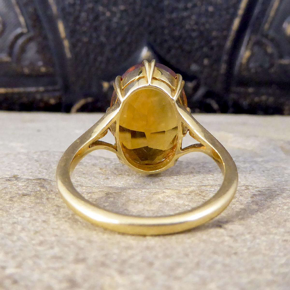 Antique Edwardian Citrene Ring in 18 Carat Yellow Gold In Good Condition In Yorkshire, West Yorkshire