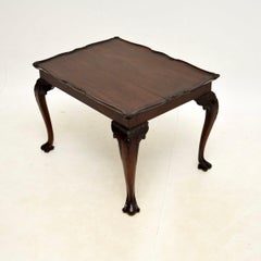 Table basse ancienne de style édouardien