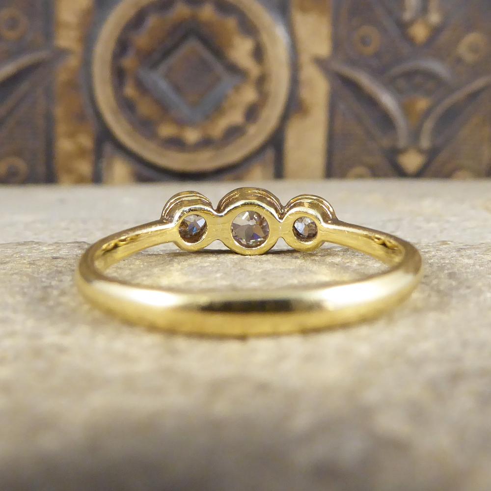 Old European Cut Antique Edwardian Collar Set Three-Stone Diamond Ring in 18ct Gold and Platinum