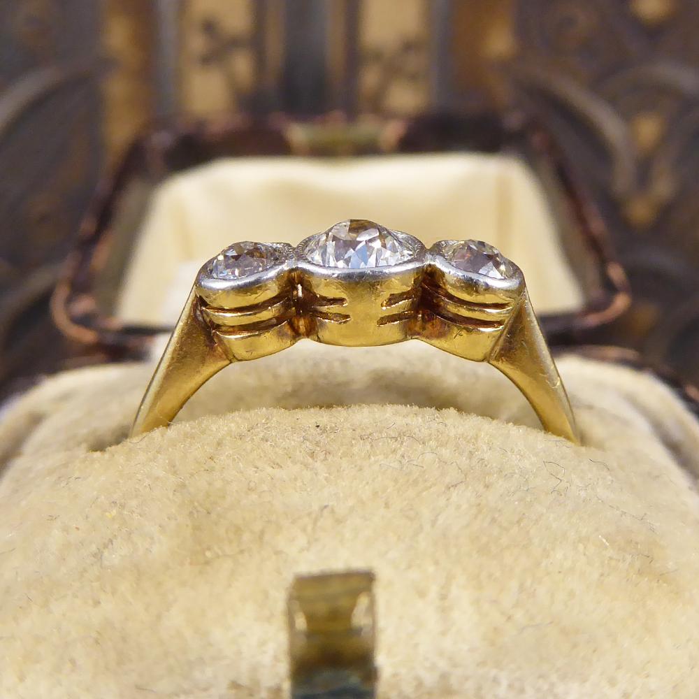 Women's Antique Edwardian Collar Set Three Stone Diamond Ring in 18ct Gold and Platinum
