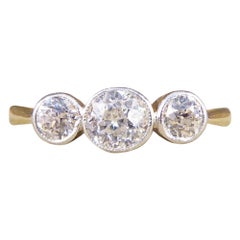Antique Edwardian Collar Set Three-Stone Diamond Ring in 18ct Gold and Platinum