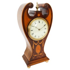 Ancienne horloge de cheminée édouardienne incrustée de coquilles de conque 1900s