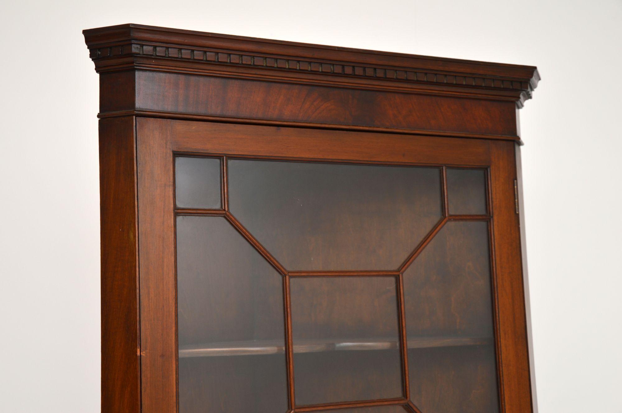 20th Century Antique Edwardian Corner Cabinet