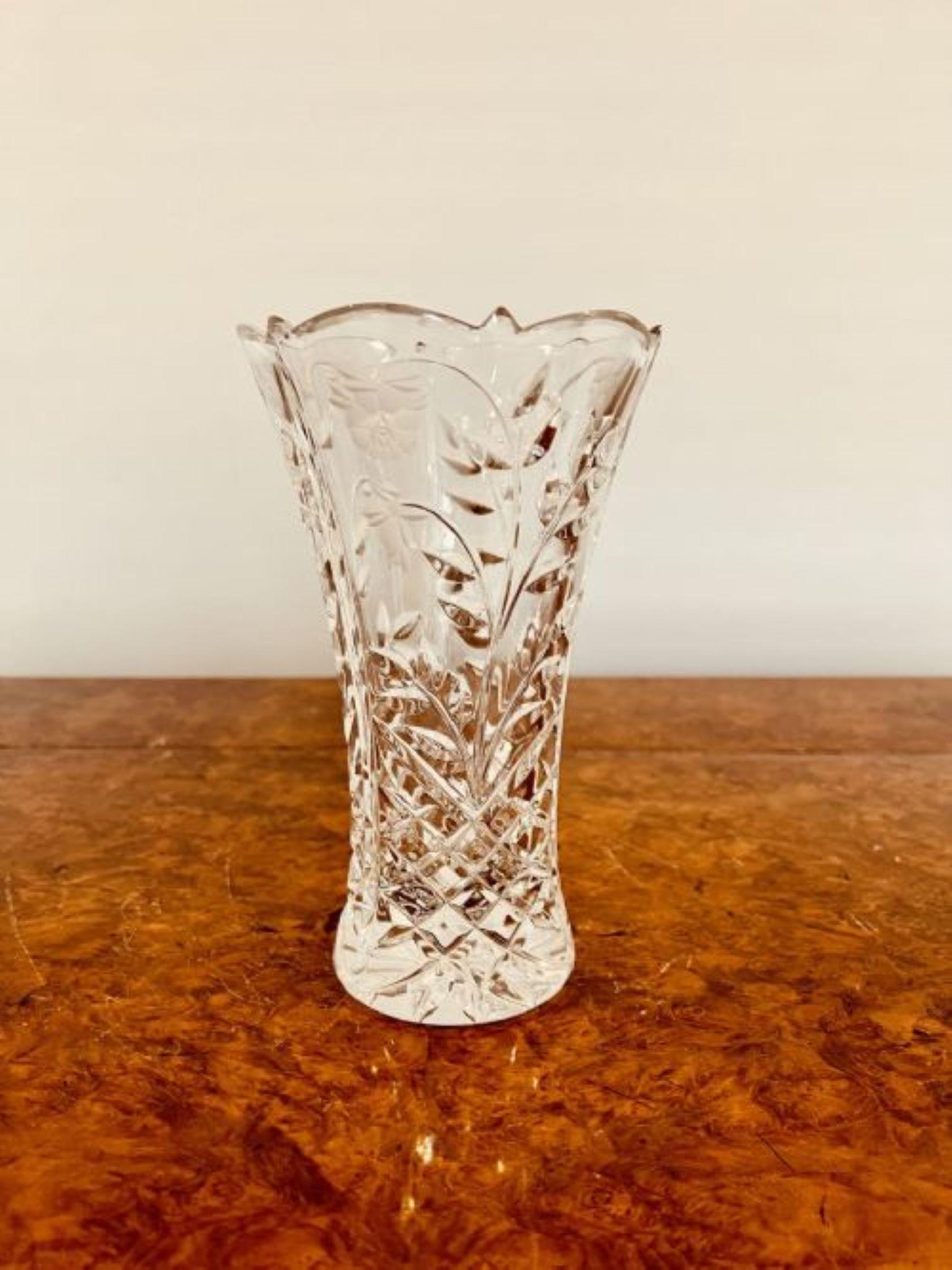 Antique Edwardian cut glass vase In Good Condition For Sale In Ipswich, GB
