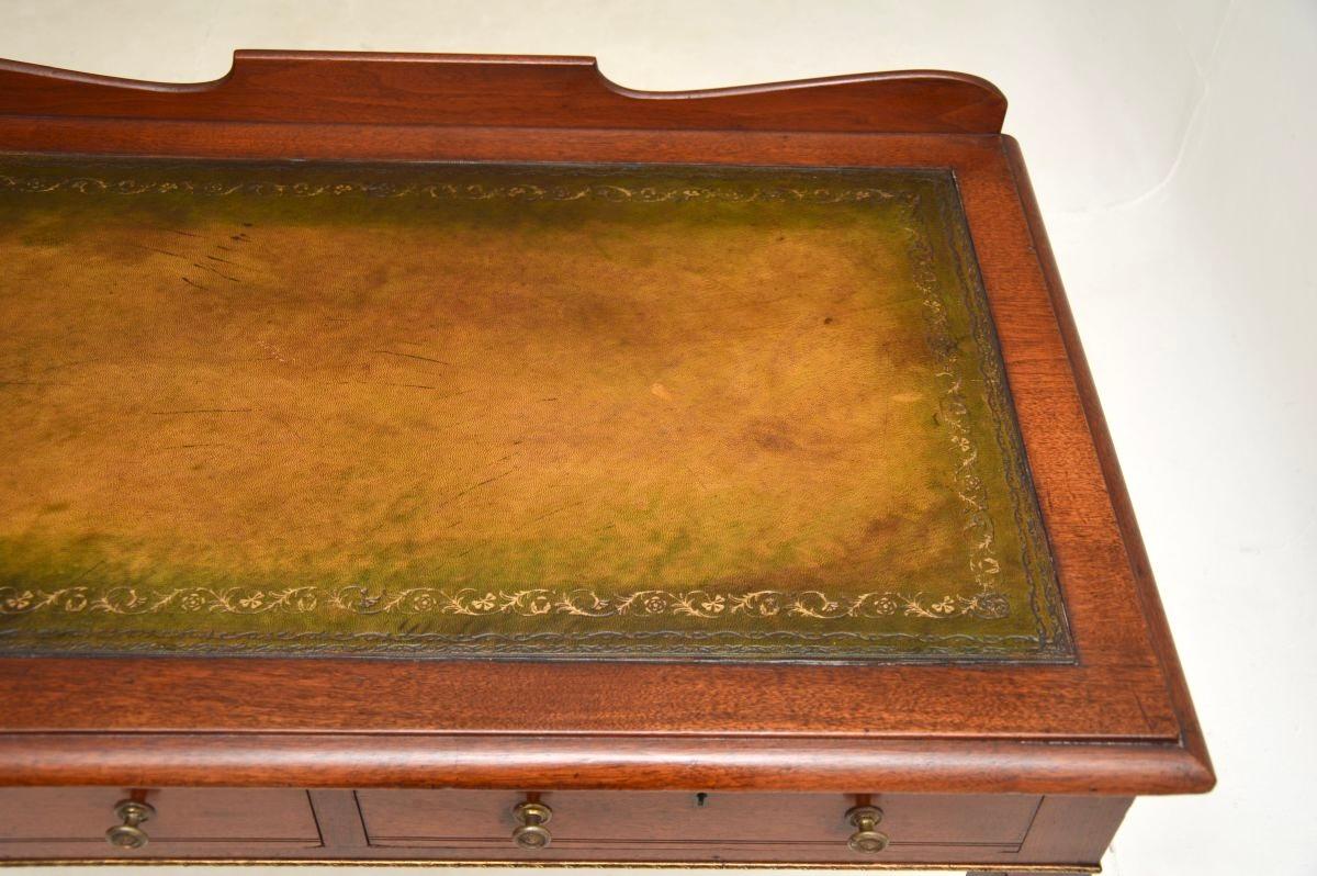 Antique Edwardian Desk / Writing Table For Sale 1