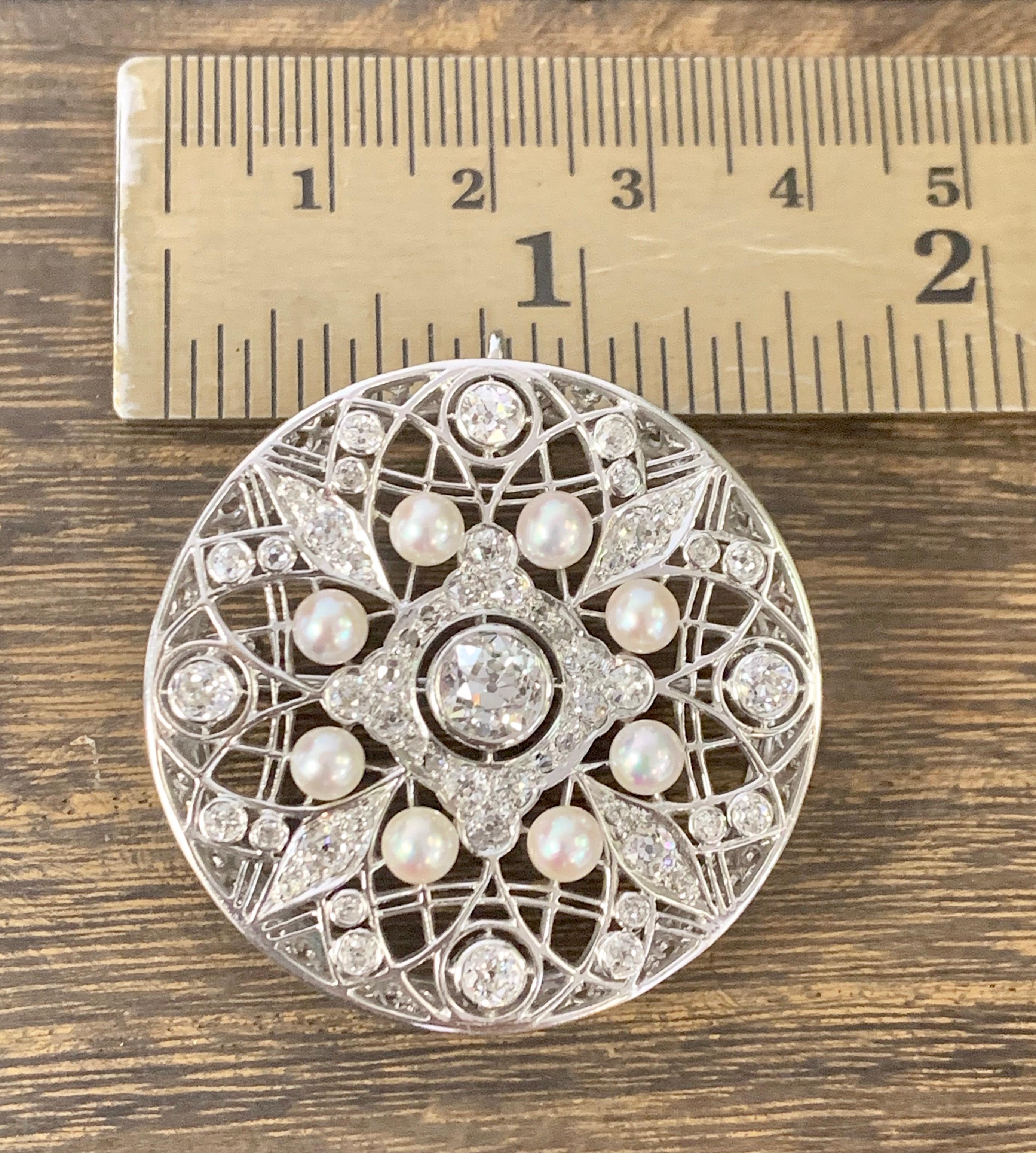 Antique Edwardian Diamond and Pearl Circle Platinum Brooch/Pendant In Good Condition In San Diego, CA