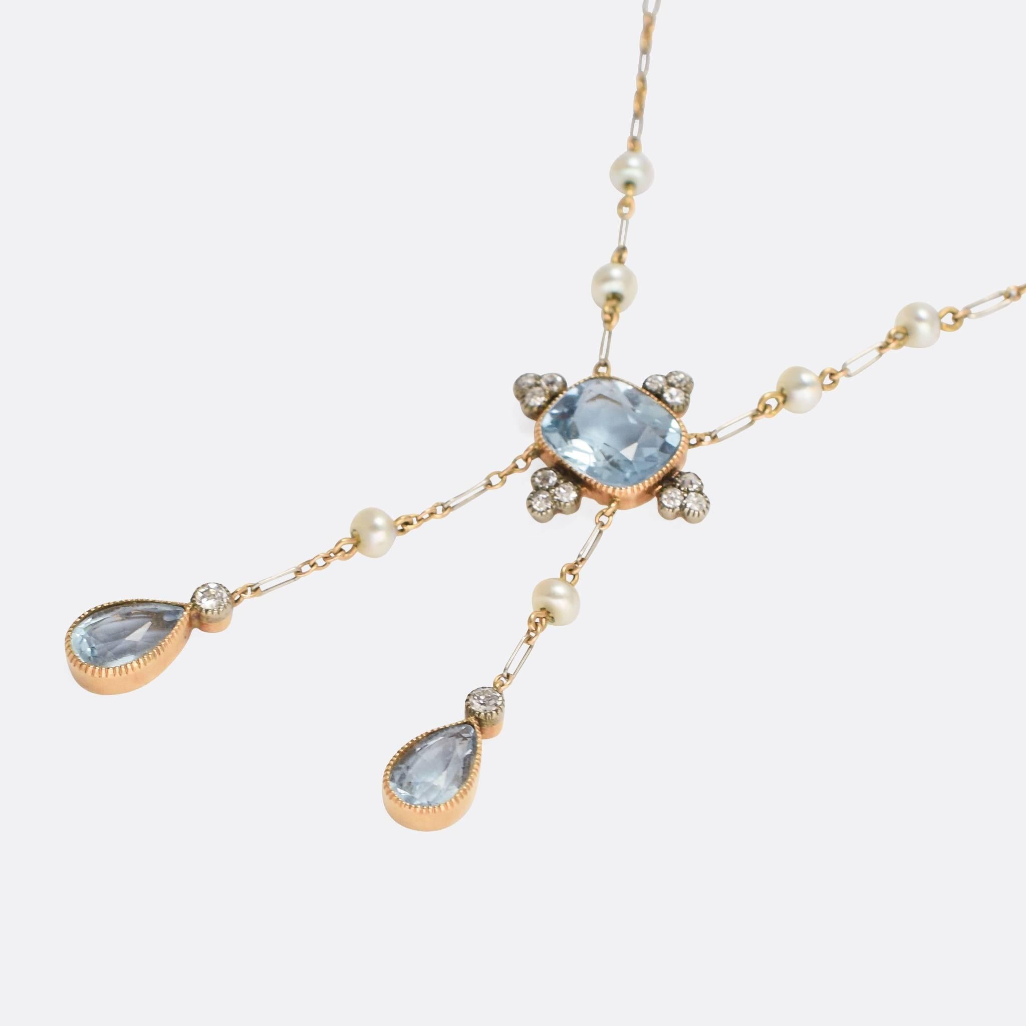 Antique Edwardian Diamond Aquamarine Negligee Pendant Necklace In Excellent Condition In Sale, Cheshire