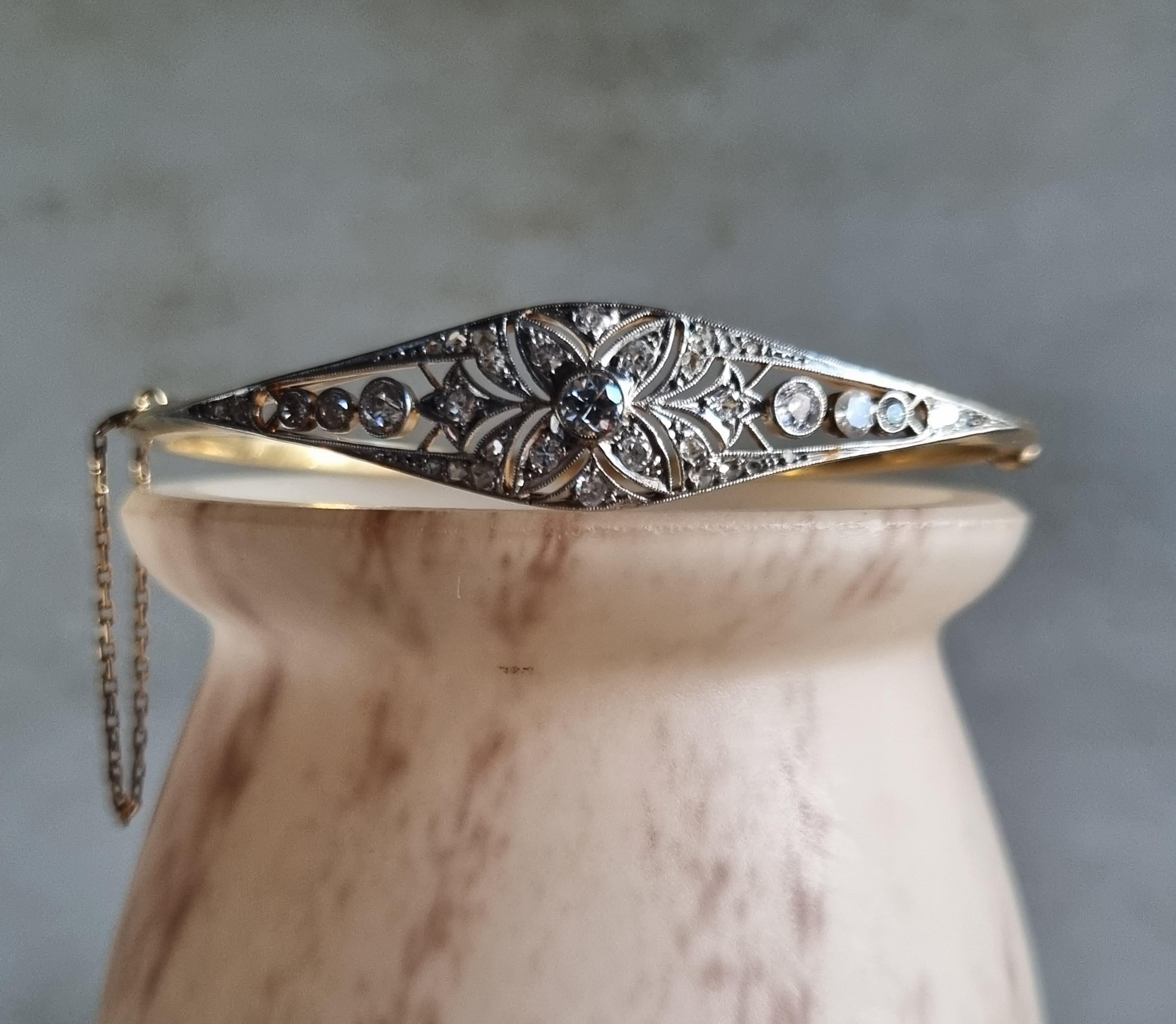 Antique Edwardian Diamond Bangle Bracelet (1901 - 1915) In Good Condition For Sale In OVIEDO, AS