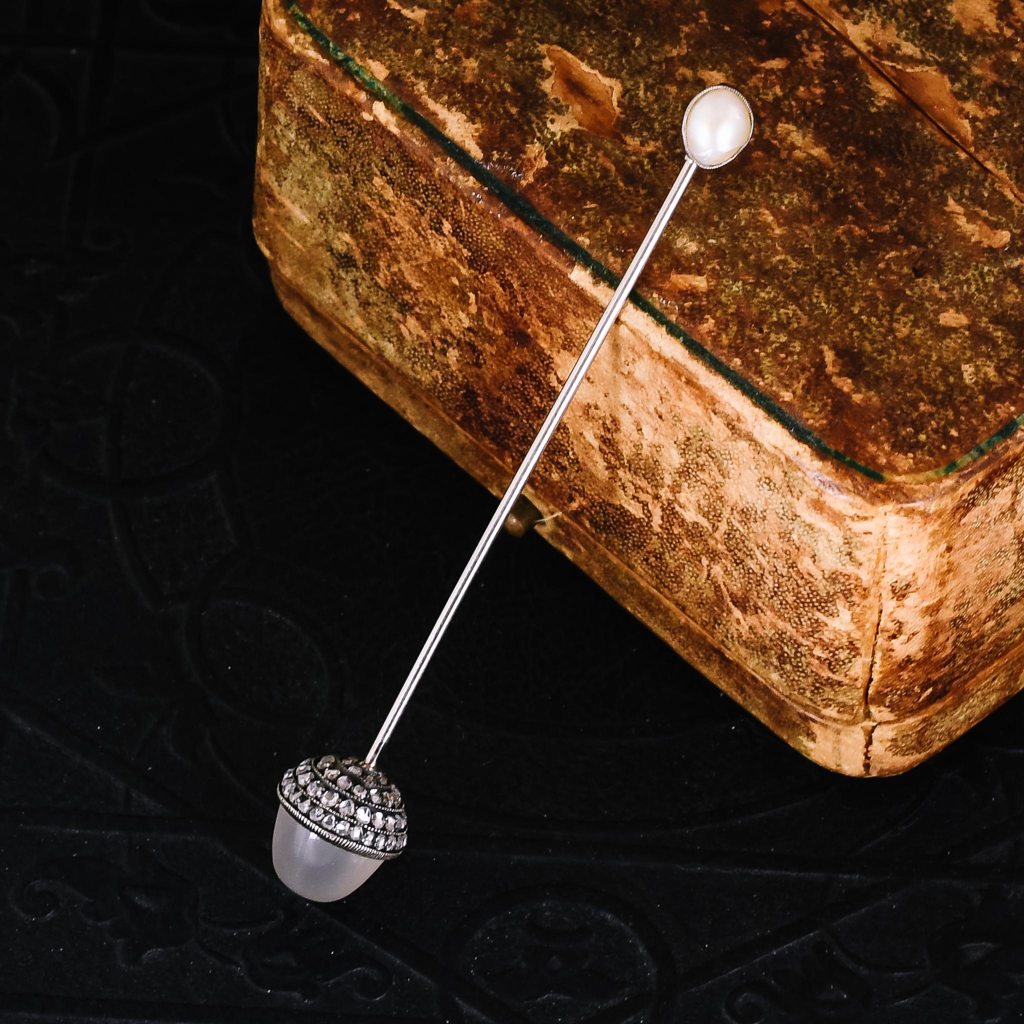 Antique Edwardian Diamond & Chalcedony Acorn Jabot Pin For Sale 2
