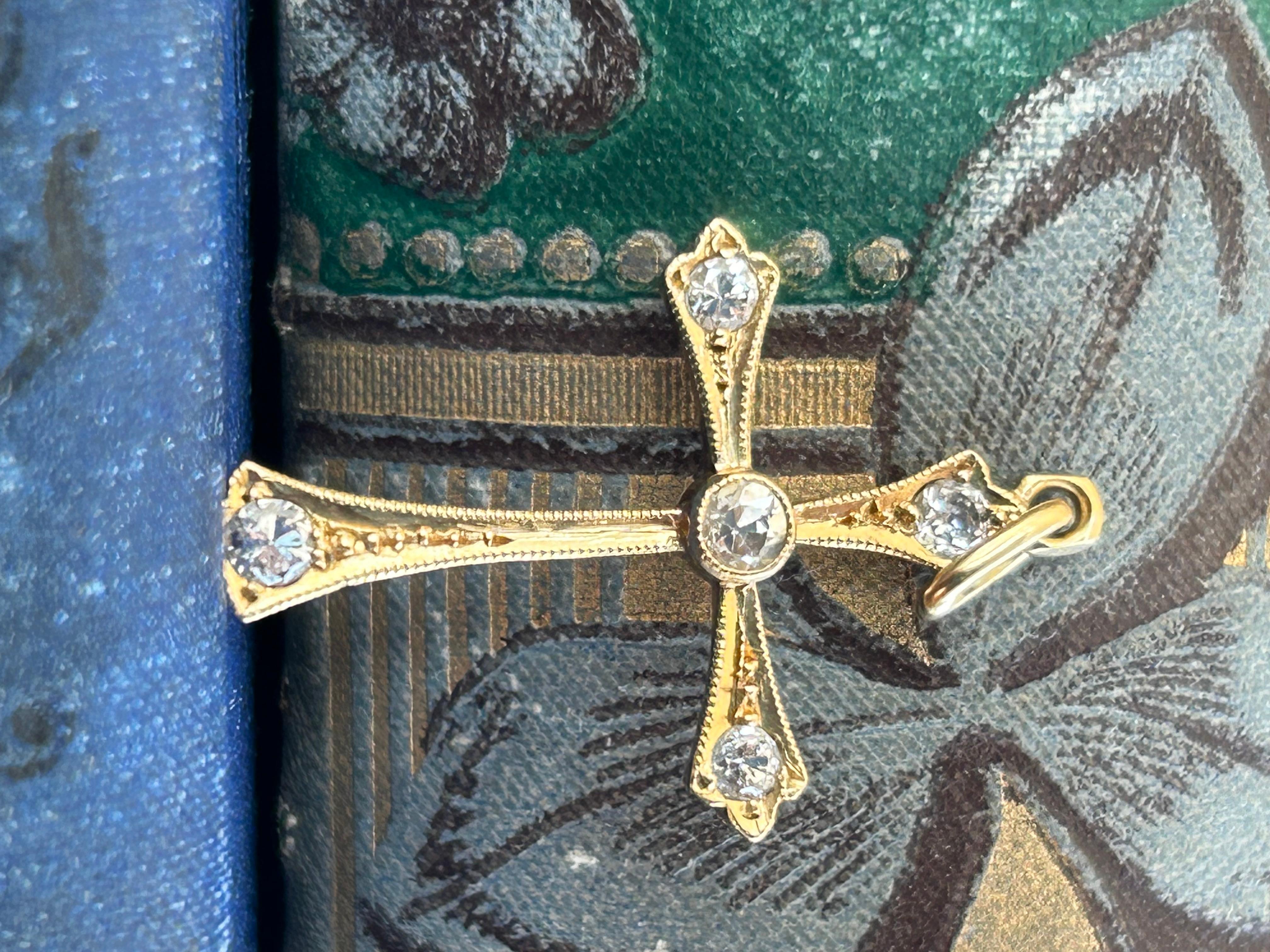 Antique Edwardian Diamond Cross Pendant 18 Yellow Gold In Excellent Condition For Sale In Joelton, TN