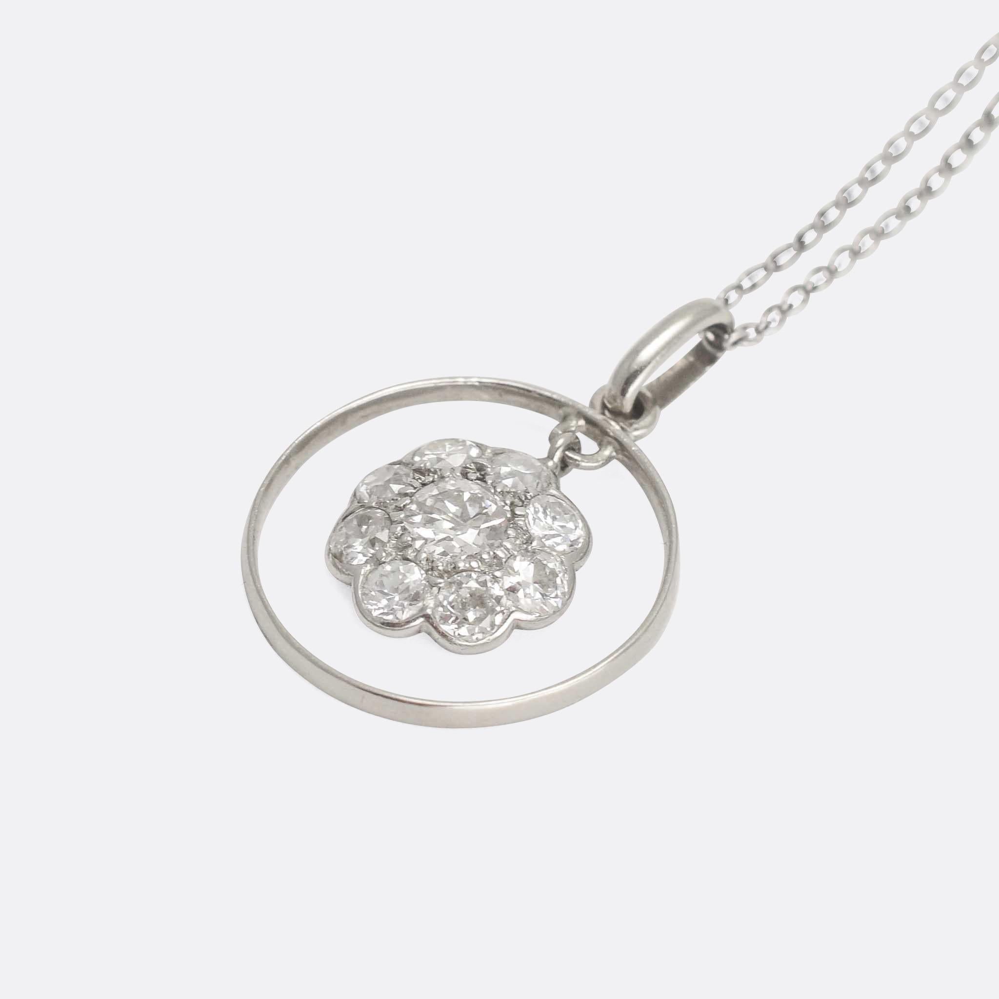 Antique Edwardian Diamond Daisy Halo Pendant Necklace In Excellent Condition In Sale, Cheshire