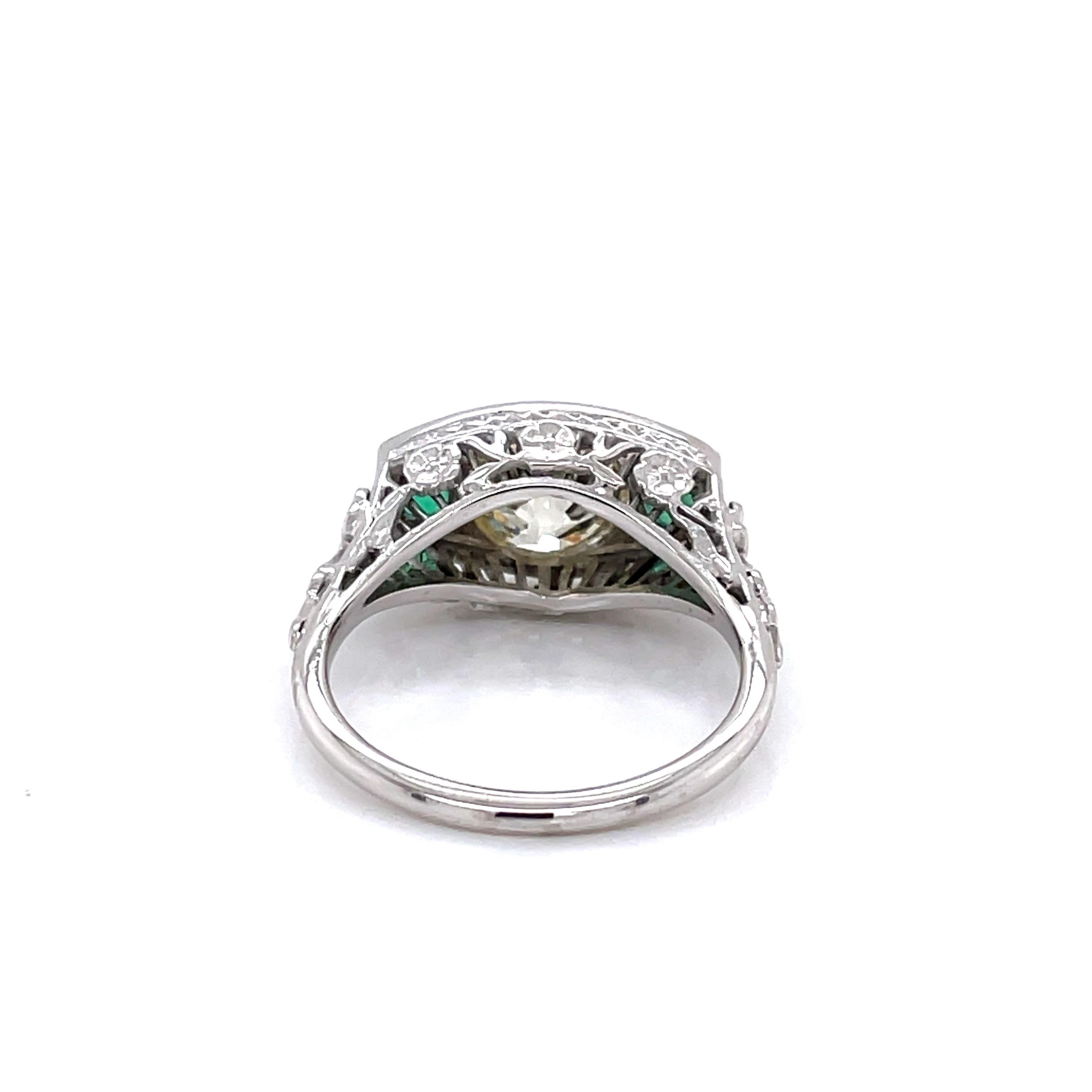 Old Mine Cut Antique Edwardian Diamond Emerald 18 Karat White Gold Filigree Ring For Sale