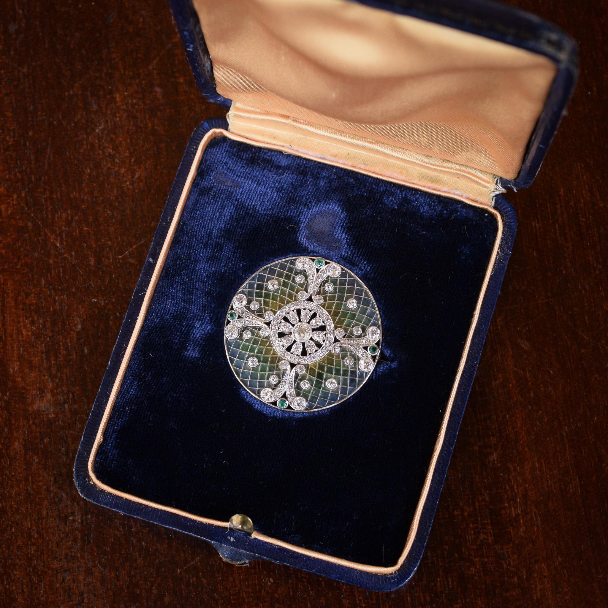 Antique Edwardian Diamond Emerald Plique-à-Jour Disc Brooch 3