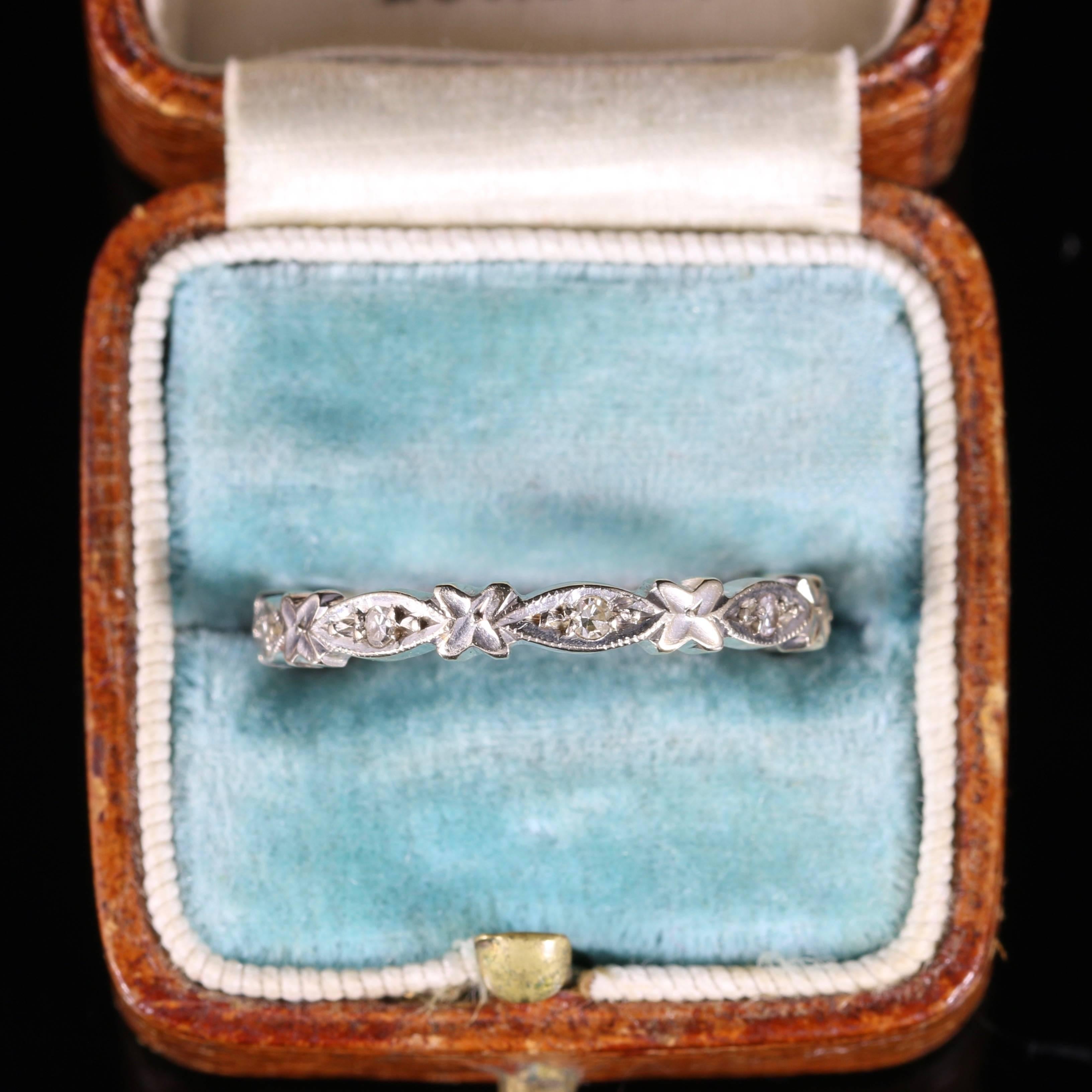 Antique Edwardian Diamond Eternity Ring 18 Carat White Gold, circa 1915 4