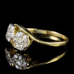 Antique Edwardian Diamond Flower Cluster Ring 18 Carat Gold, circa 1910