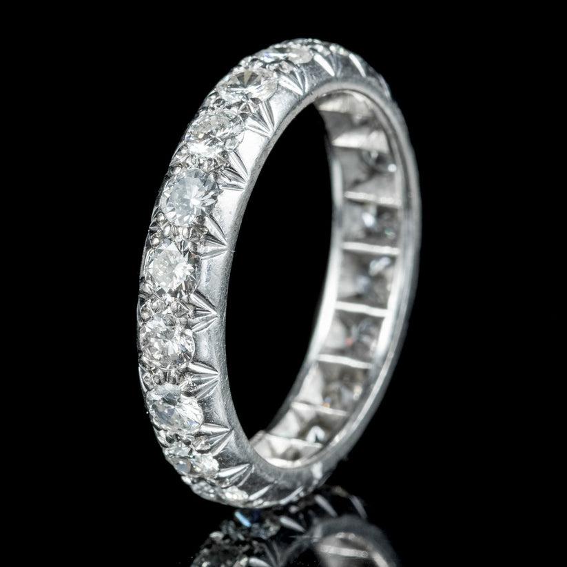 Antiker edwardianischer Diamant-Eternity-Ring in Voll-Eternity-Optik in 3ct (Alteuropäischer Schliff) im Angebot
