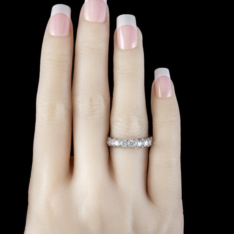 Antiker edwardianischer Diamant-Eternity-Ring in Voll-Eternity-Optik in 3ct im Angebot 1