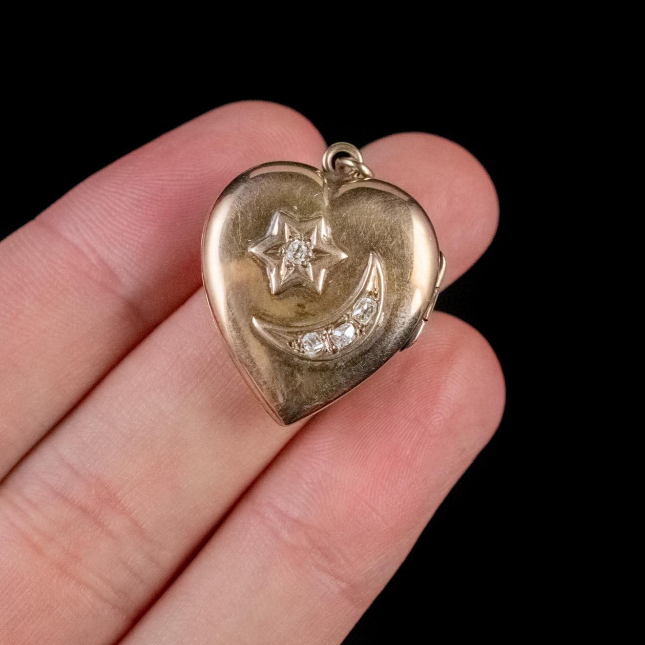 Antique Edwardian Diamond Heart Locket Crescent Star 18 Carat Gold Dated 1909 For Sale 1