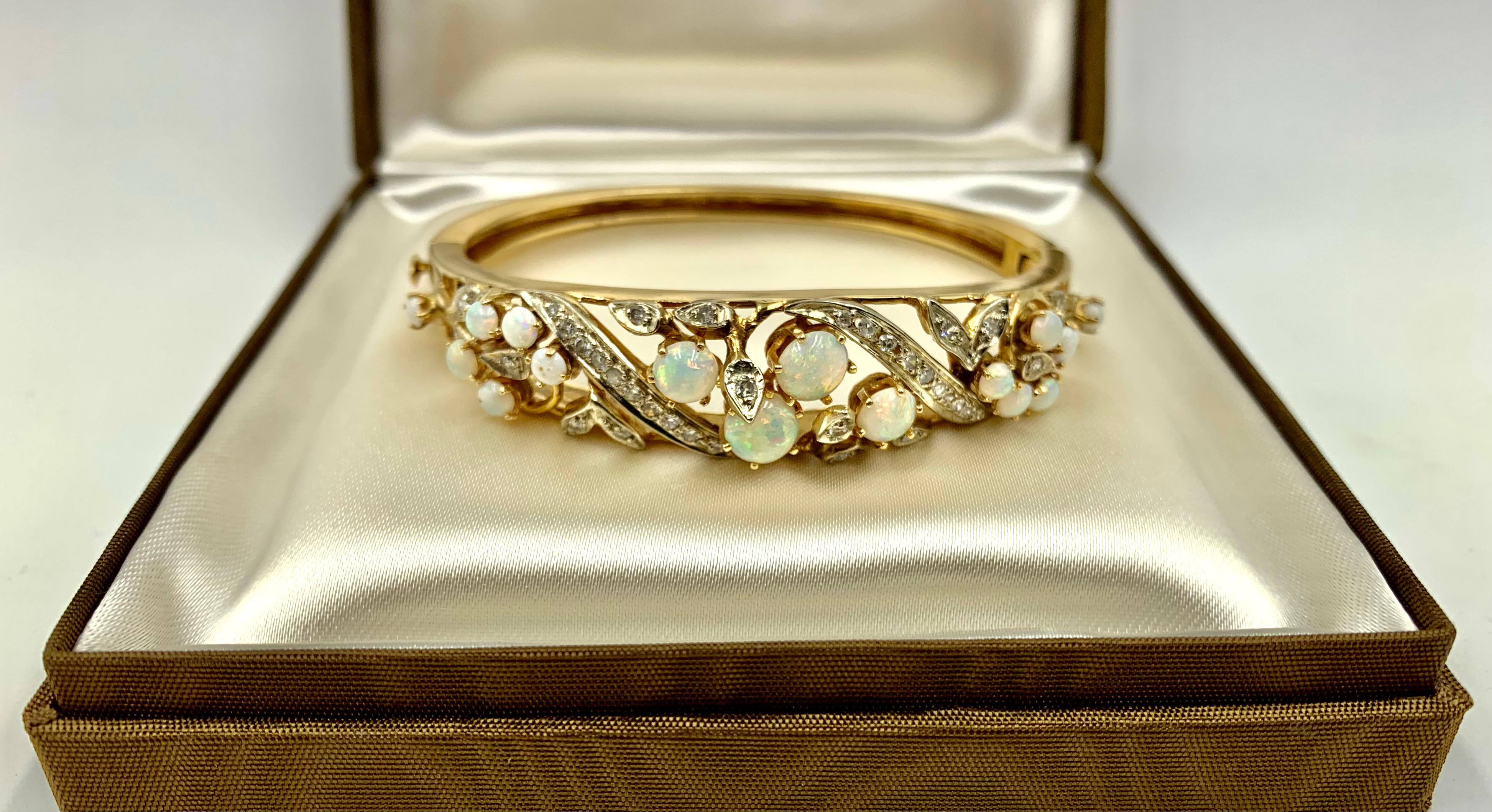 Antikes Edwardianisches Diamant-Opal-Armband aus 14K Gold im Angebot 2