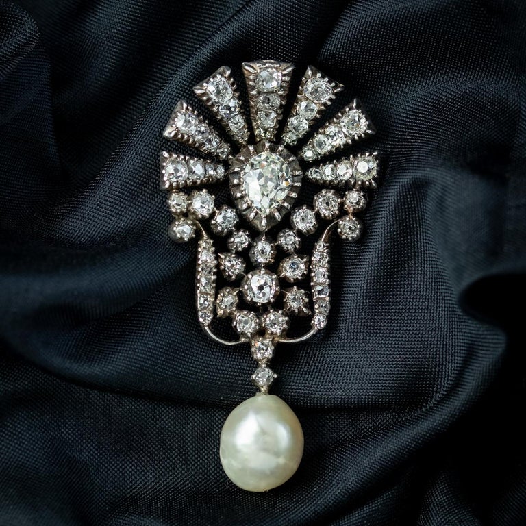 Antique Edwardian Diamond Pearl Brooch 5ct of Diamond For Sale 4