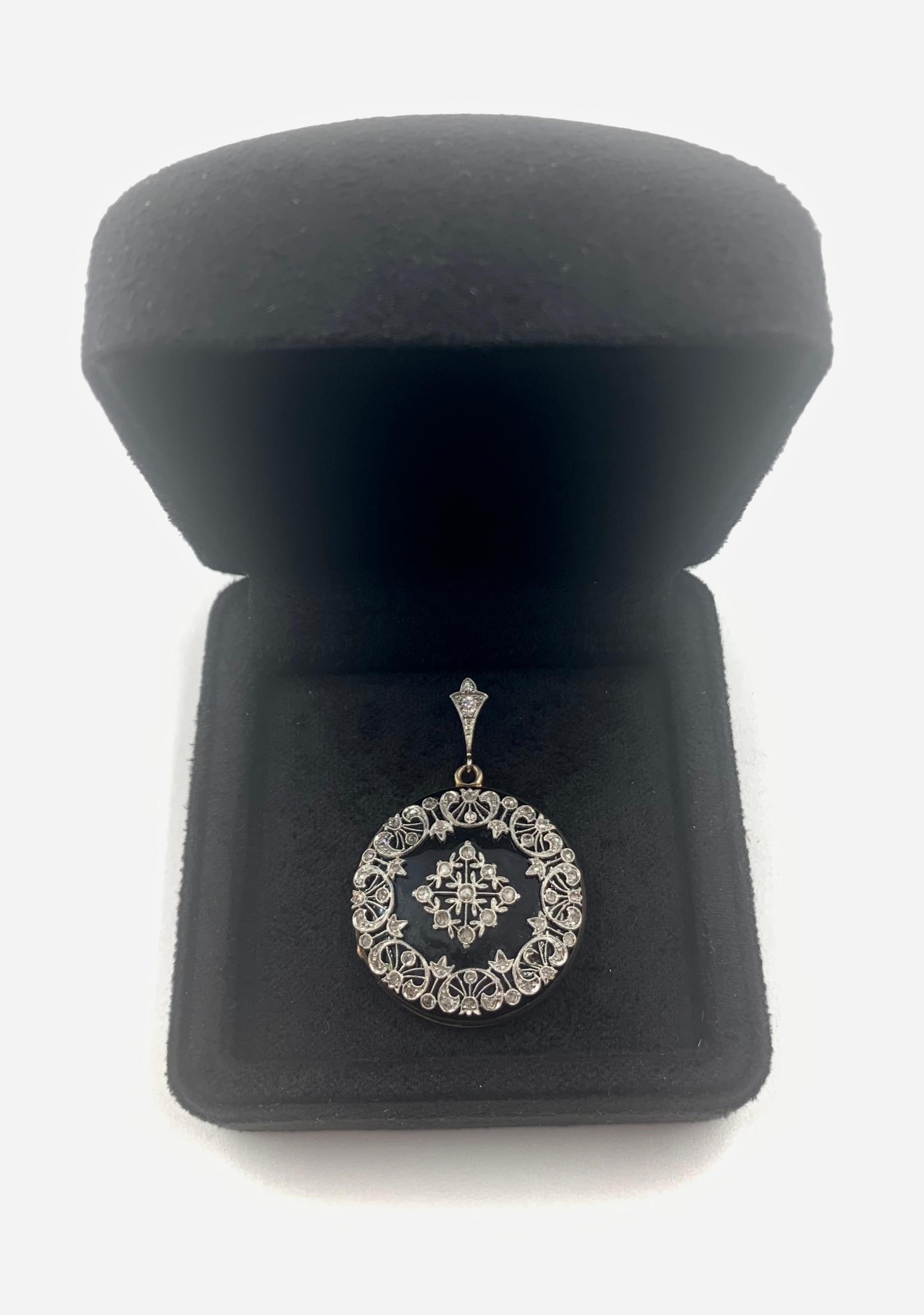 Antique Edwardian Diamond Platinum Enamel 14K Yellow Gold Double Locket Pendant Corte rosa en venta