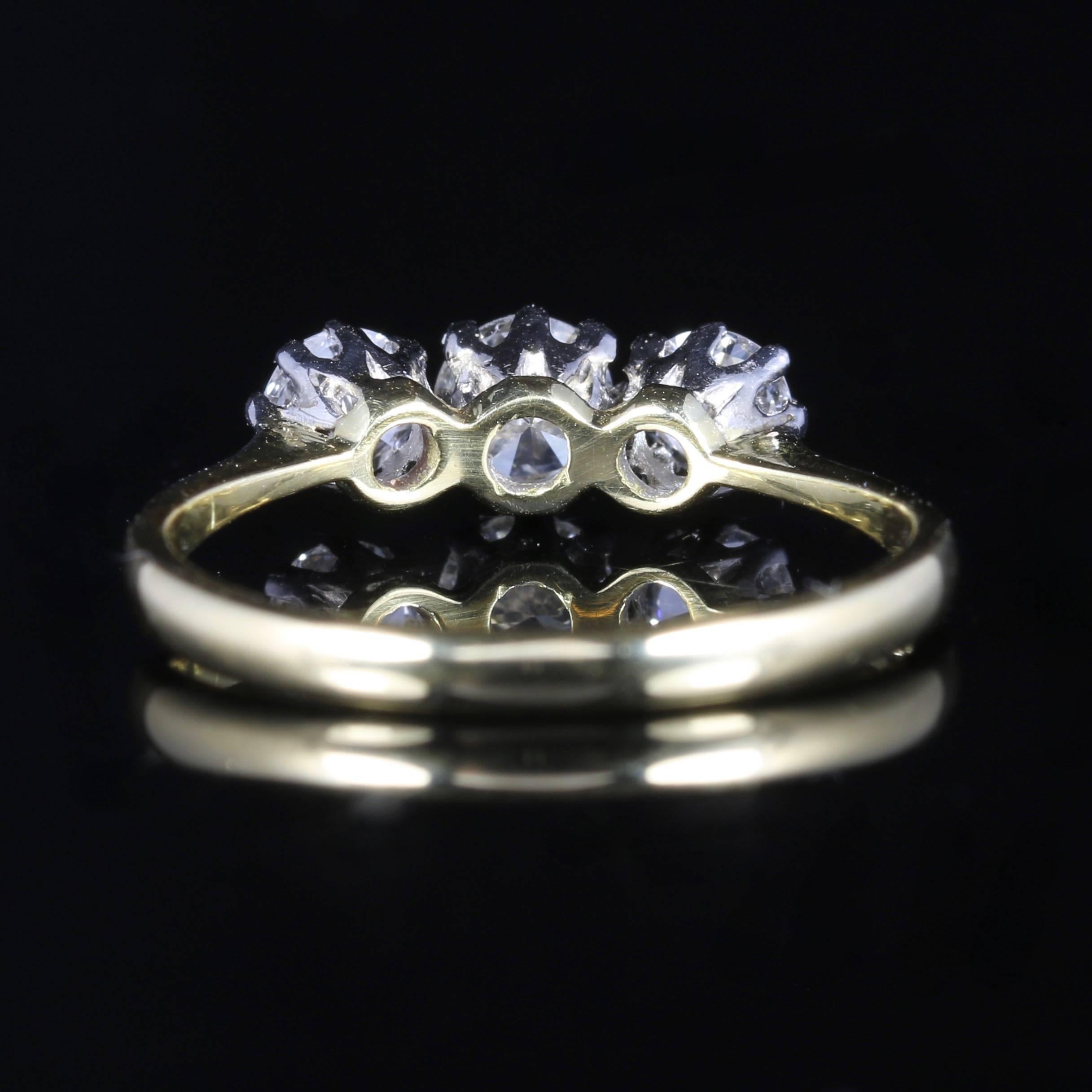 Antique Edwardian Diamond Ring Trilogy 18 Carat Plat, circa 1915 In Excellent Condition In Lancaster, Lancashire