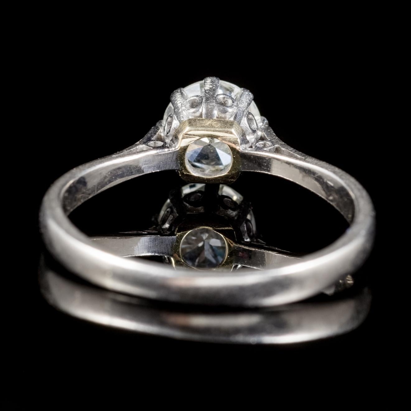 Women's Antique Edwardian Diamond Solitaire Ring 18 Carat Gold Ring, circa 1910