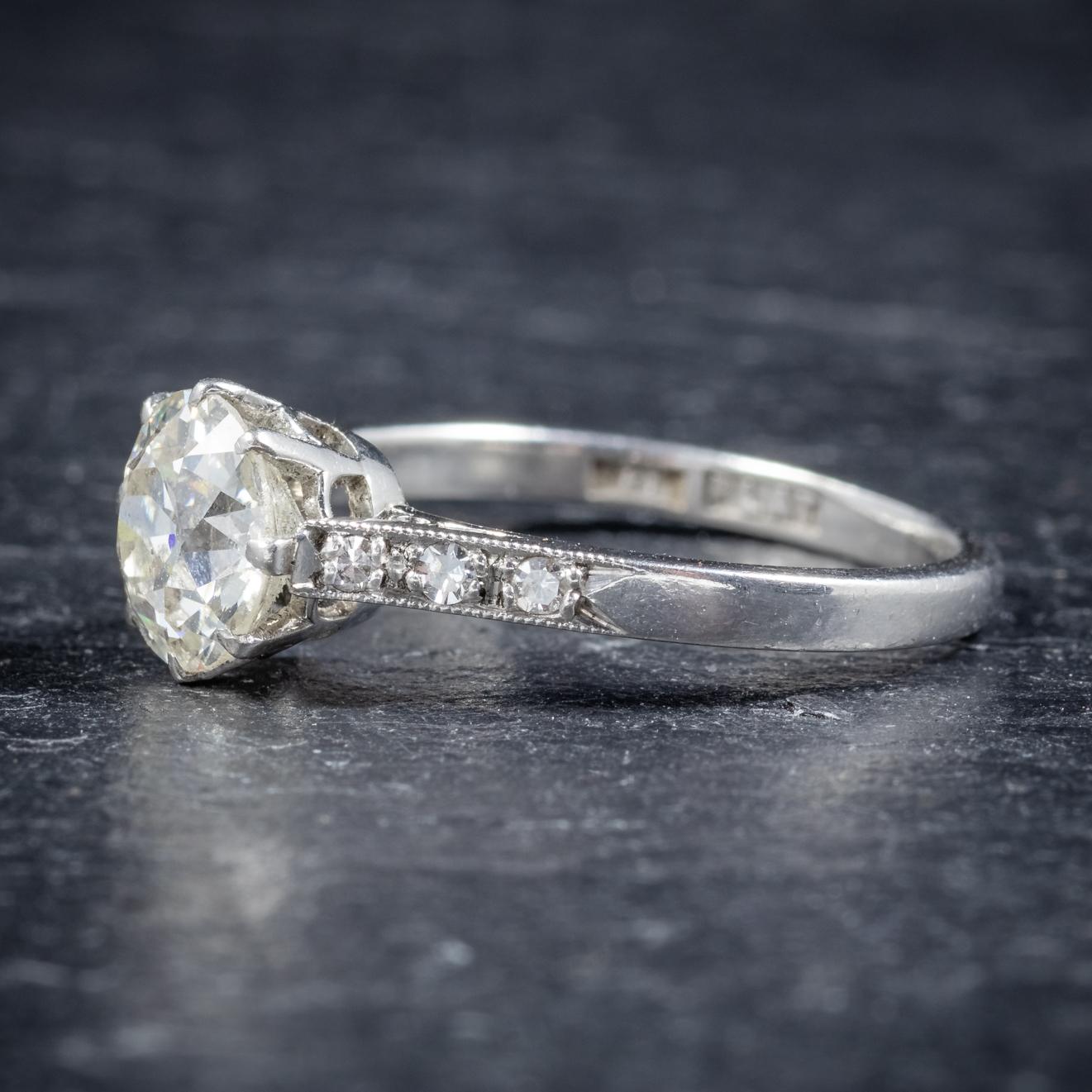 Antique Edwardian Diamond Solitaire Ring Platinum Engagement Ring, circa 1910 im Zustand „Hervorragend“ in Lancaster , GB