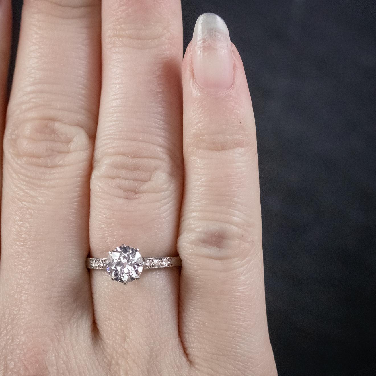 Antique Edwardian Diamond Solitaire Ring Platinum Engagement Ring, circa 1910 3