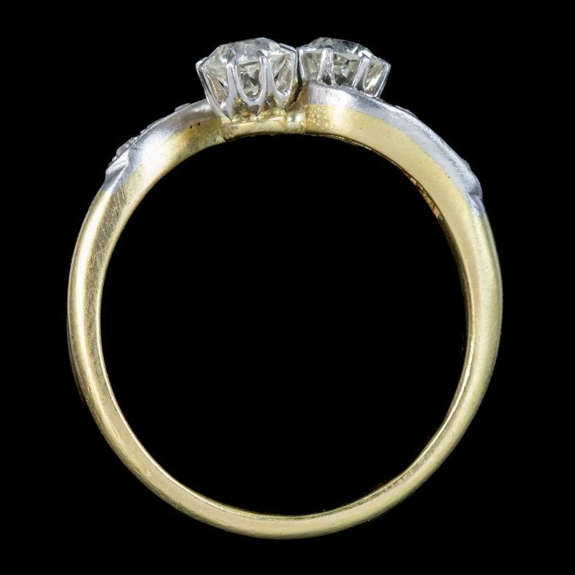 Bague édouardienne ancienne Toi Et Moi torsadée en diamants 0,66 carat Bon état - En vente à Kendal, GB