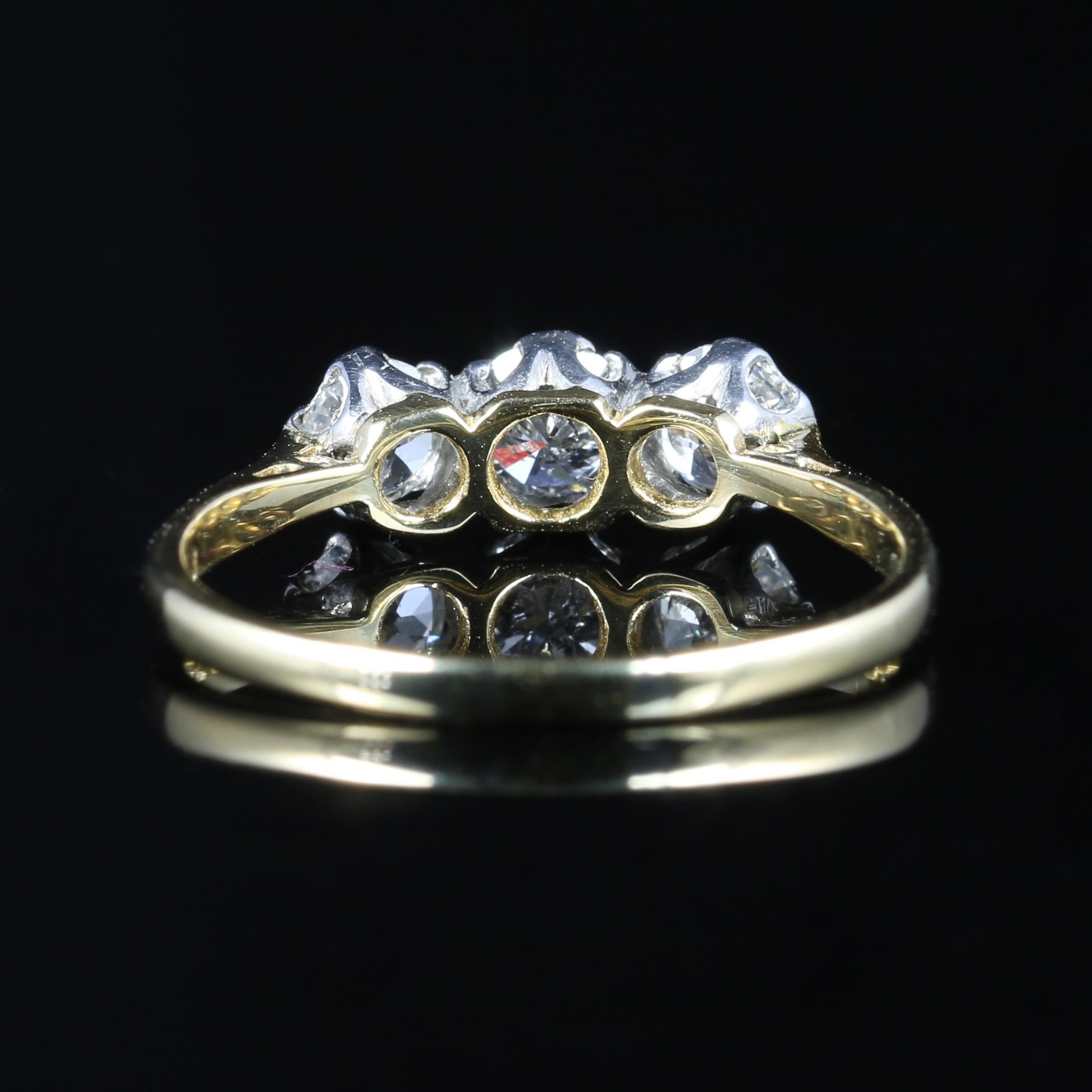 Antique Edwardian Diamond Trilogy Ring circa 1915 Gold Plat In Excellent Condition In Lancaster, Lancashire
