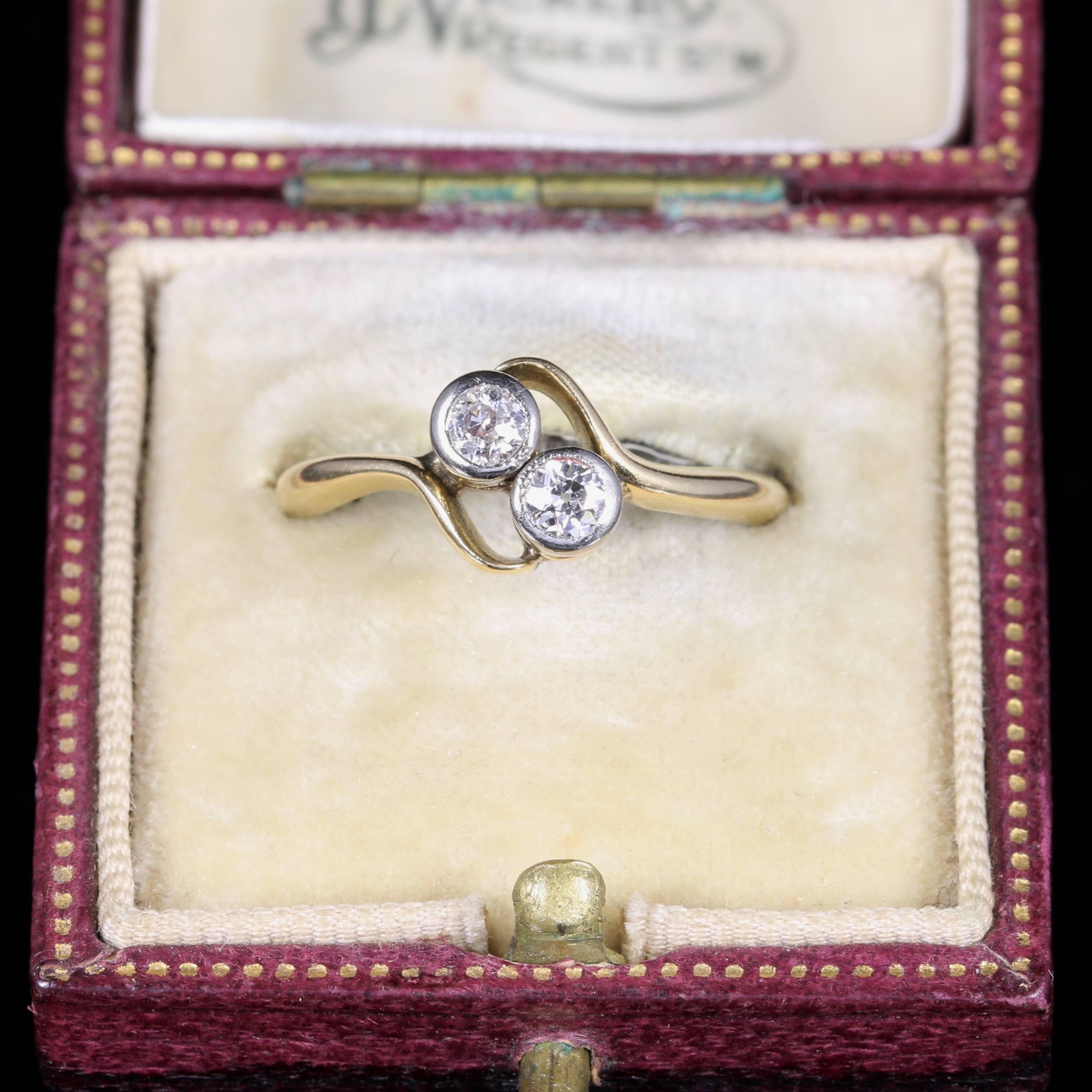 Antique Edwardian Diamond Twist Ring circa 1900 18 Carat Gold 3