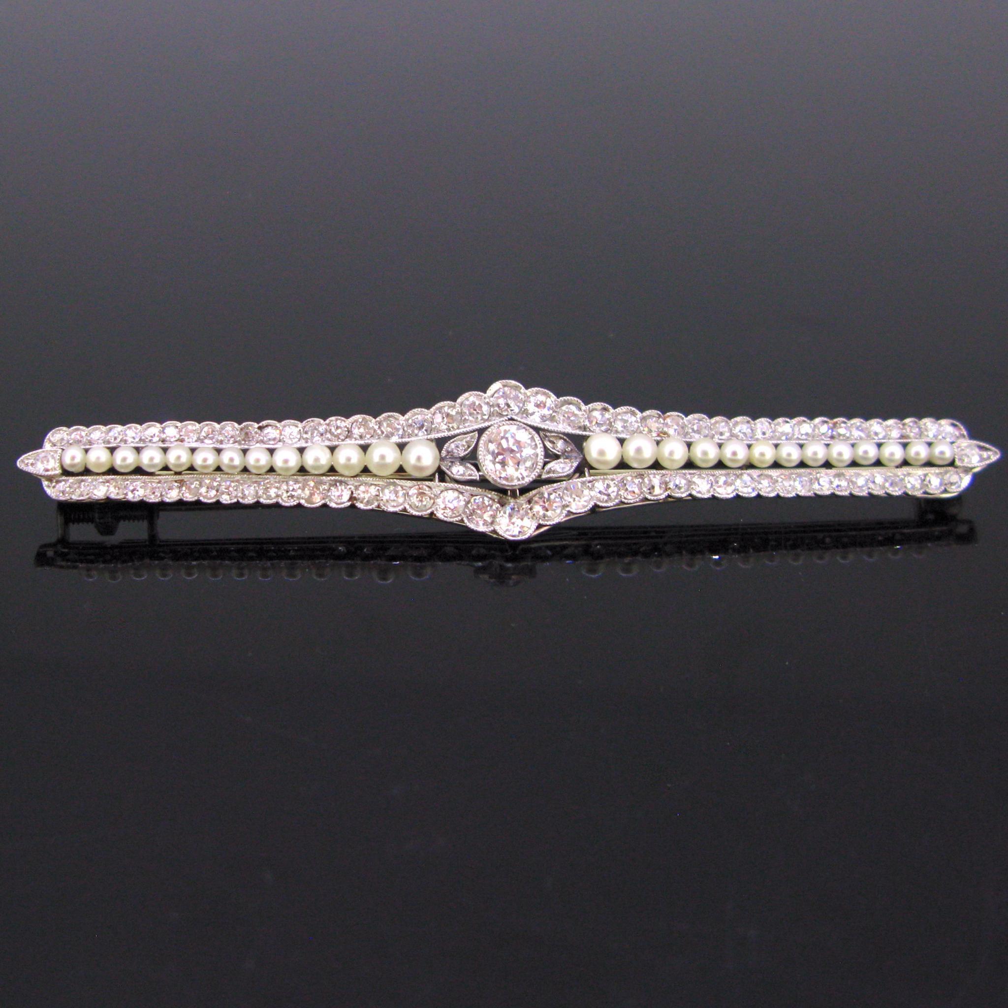 Old European Cut Antique Edwardian Diamonds and Pearls Brooch, 18kt Gold and Platinum, circa 1910