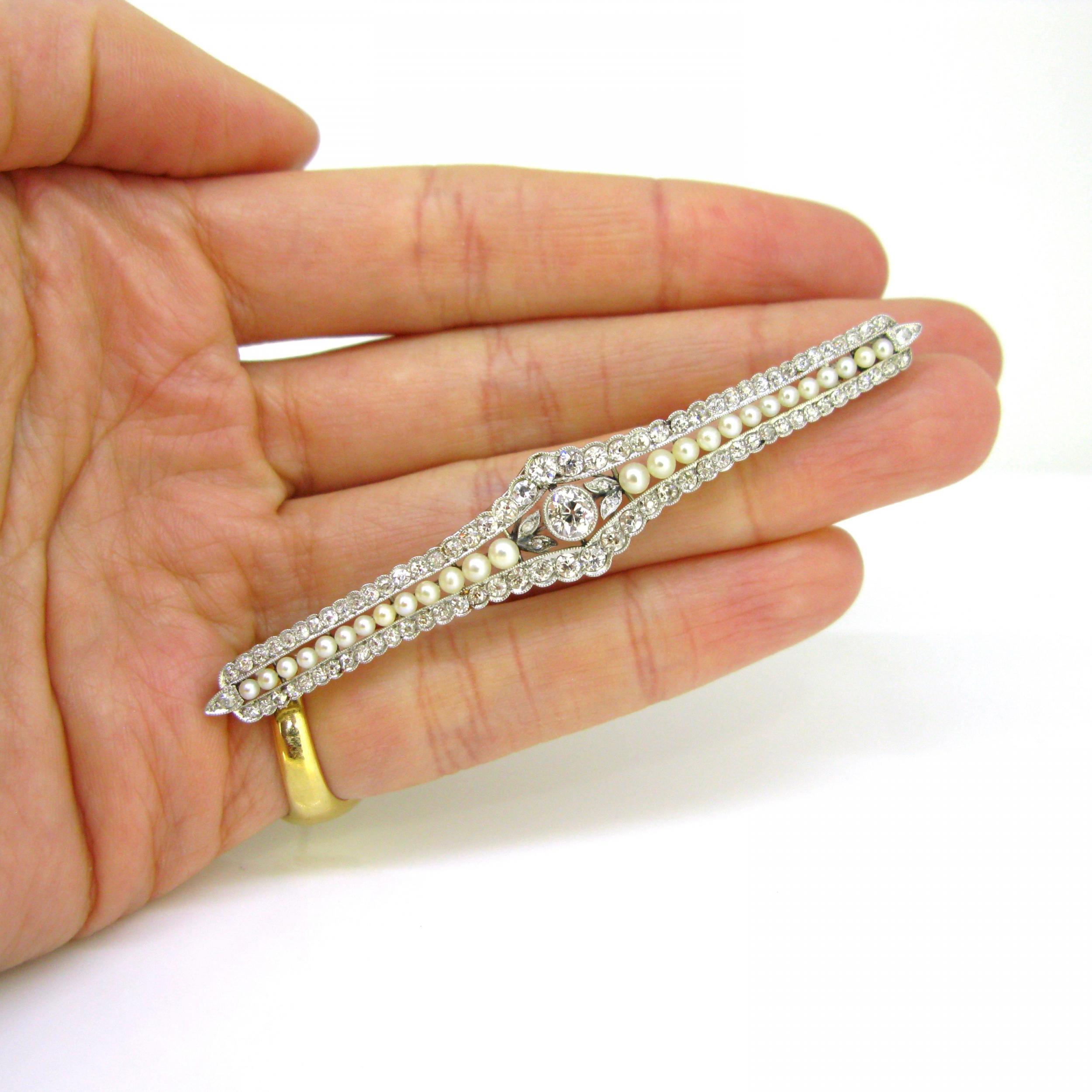 Antique Edwardian Diamonds and Pearls Brooch, 18kt Gold and Platinum, circa 1910 1