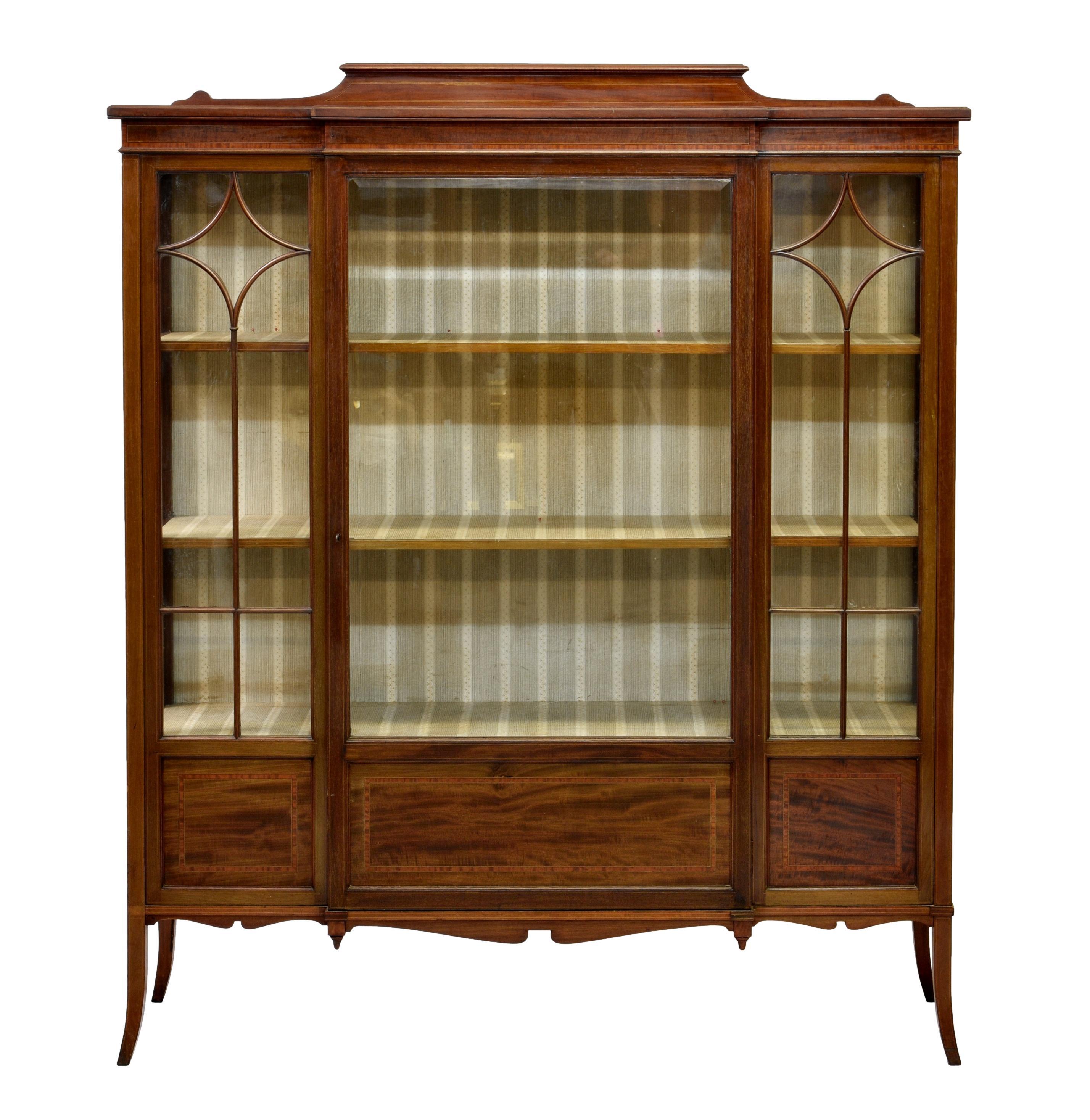 English Antique Edwardian Display Cabinet by Maple & Co C1900