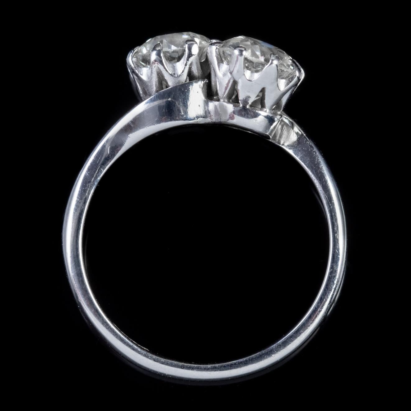 Women's Antique Edwardian Double Diamond Ring 18 Carat White Gold, circa 1915 Certified For Sale