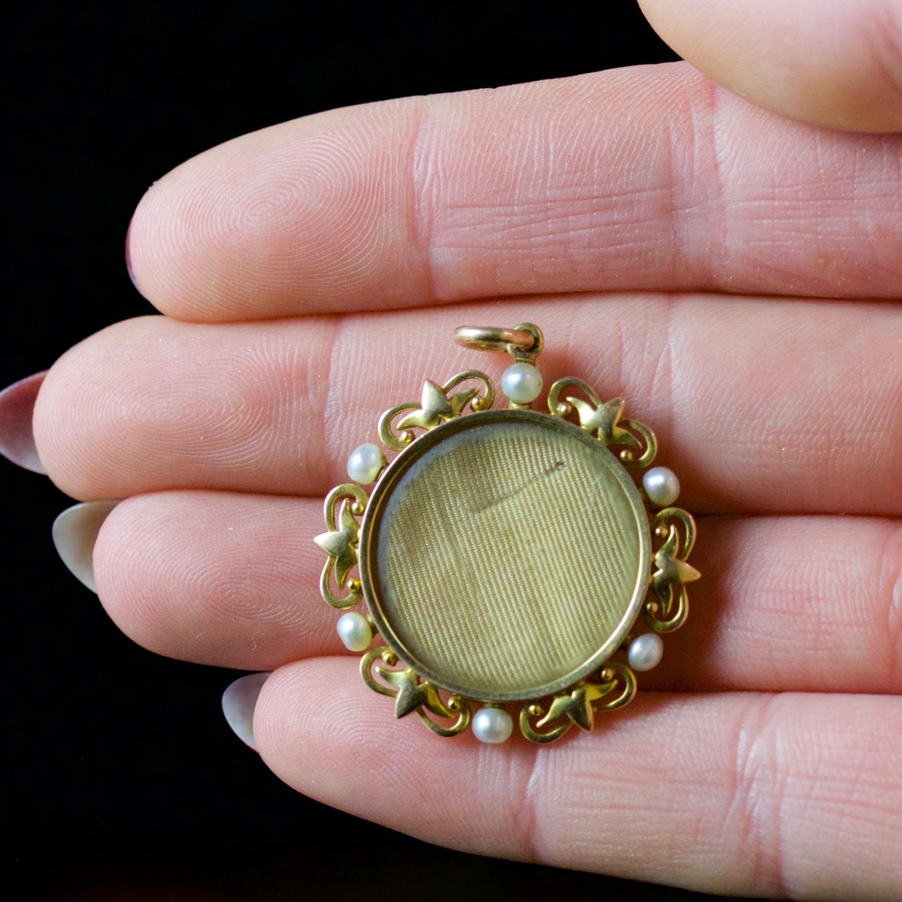 Antique Edwardian Double Locket Pendant Pearl 18 Carat Gold, circa 1915 2