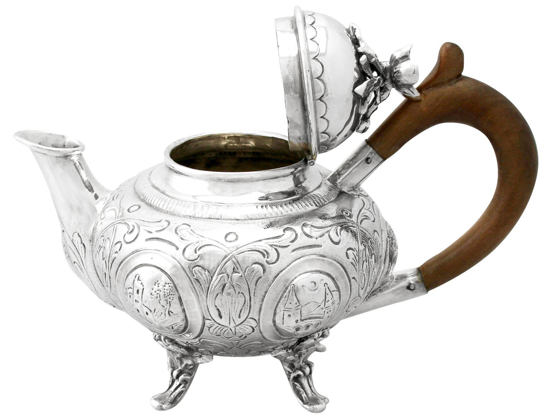 Antique Edwardian Dutch Sterling Silver Bachelor Teapot In Excellent Condition For Sale In Jesmond, Newcastle Upon Tyne