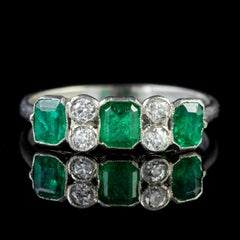 Antique Edwardian Emerald Diamond Platinum circa 1910 Ring