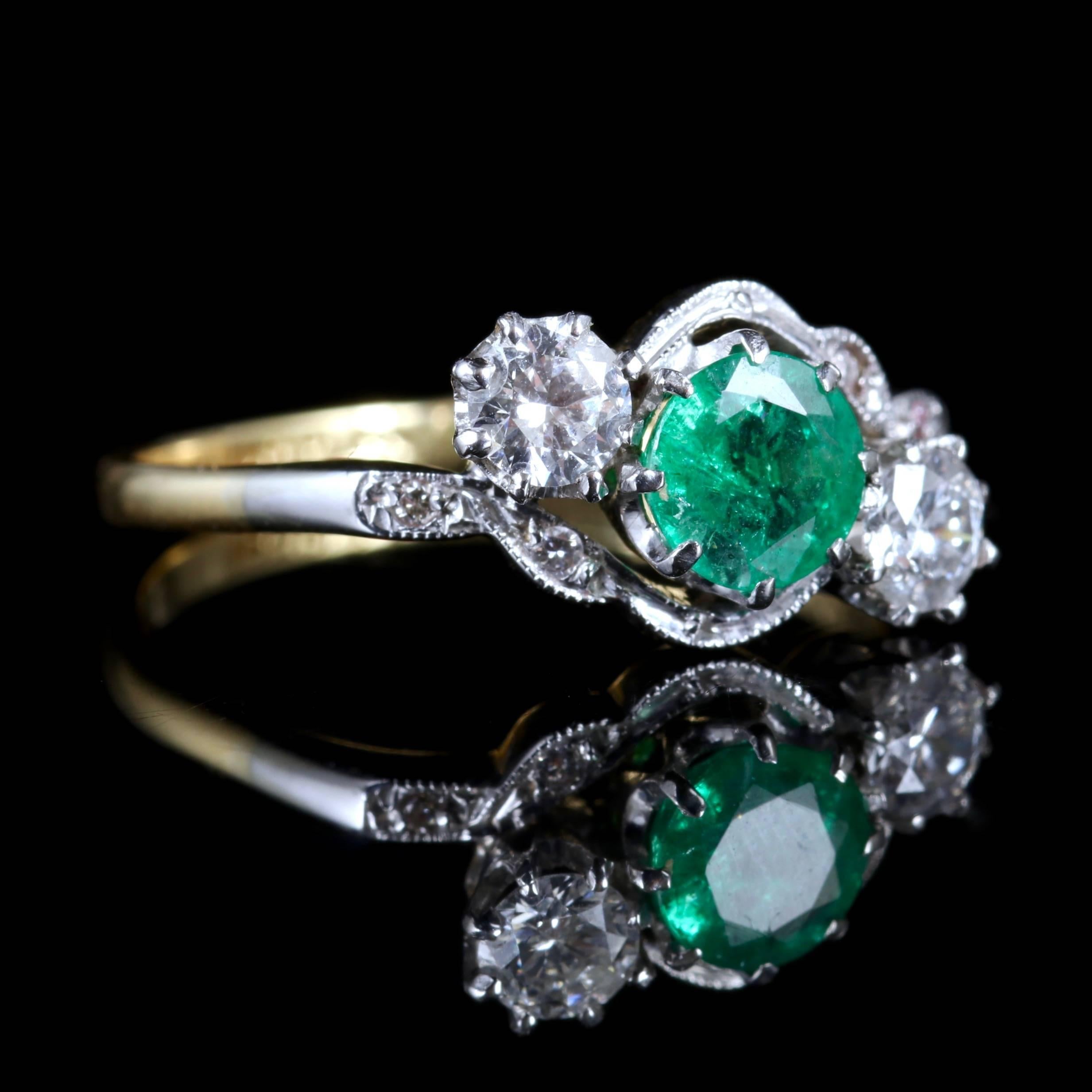 Antique Edwardian Emerald Diamond Ring 18 Carat Plat Twist Ring, circa 1915 In Excellent Condition In Lancaster, Lancashire
